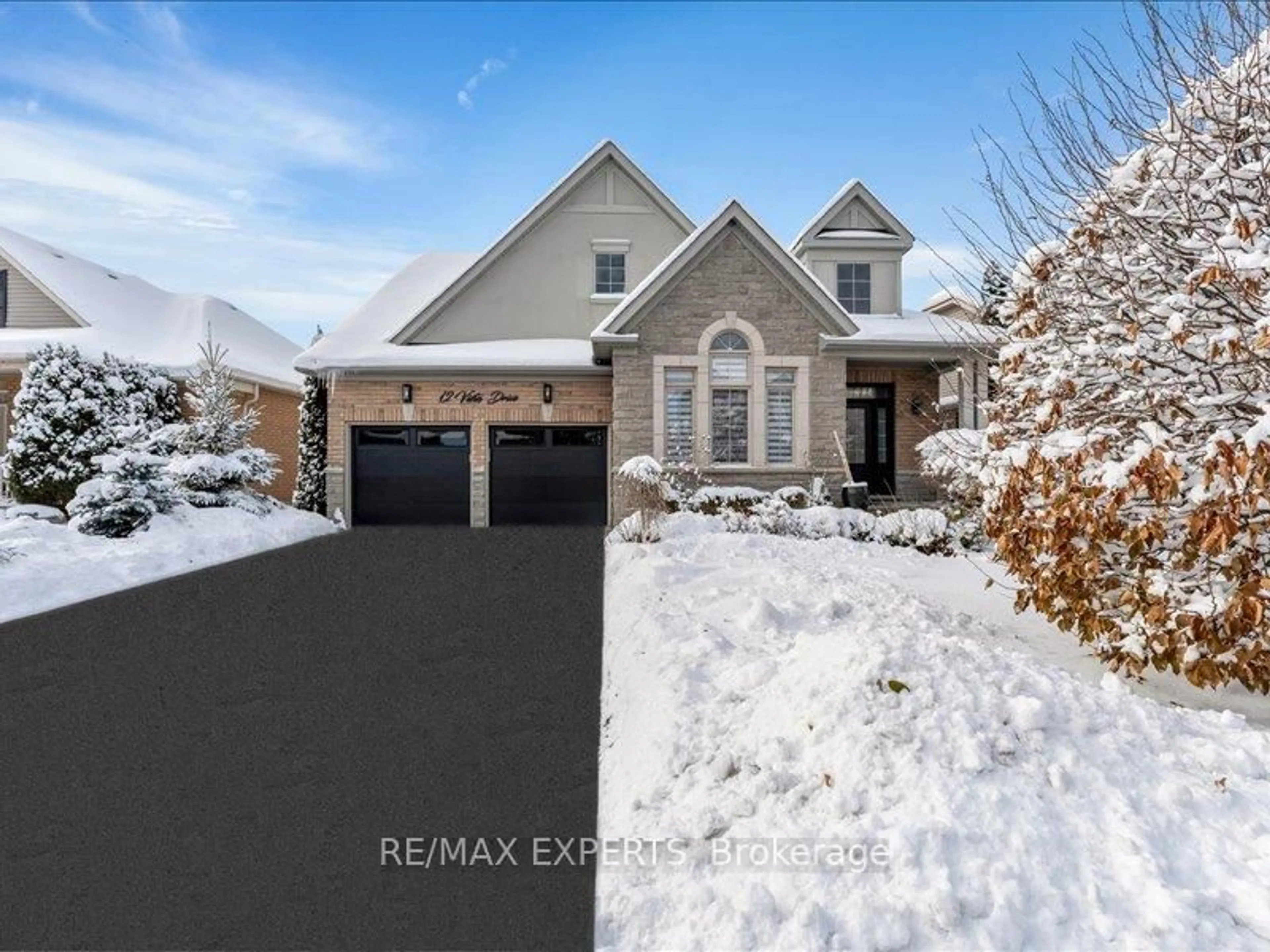 Home with brick exterior material, street for 12 Vista Dr, Bradford West Gwillimbury Ontario L3Z 0B6