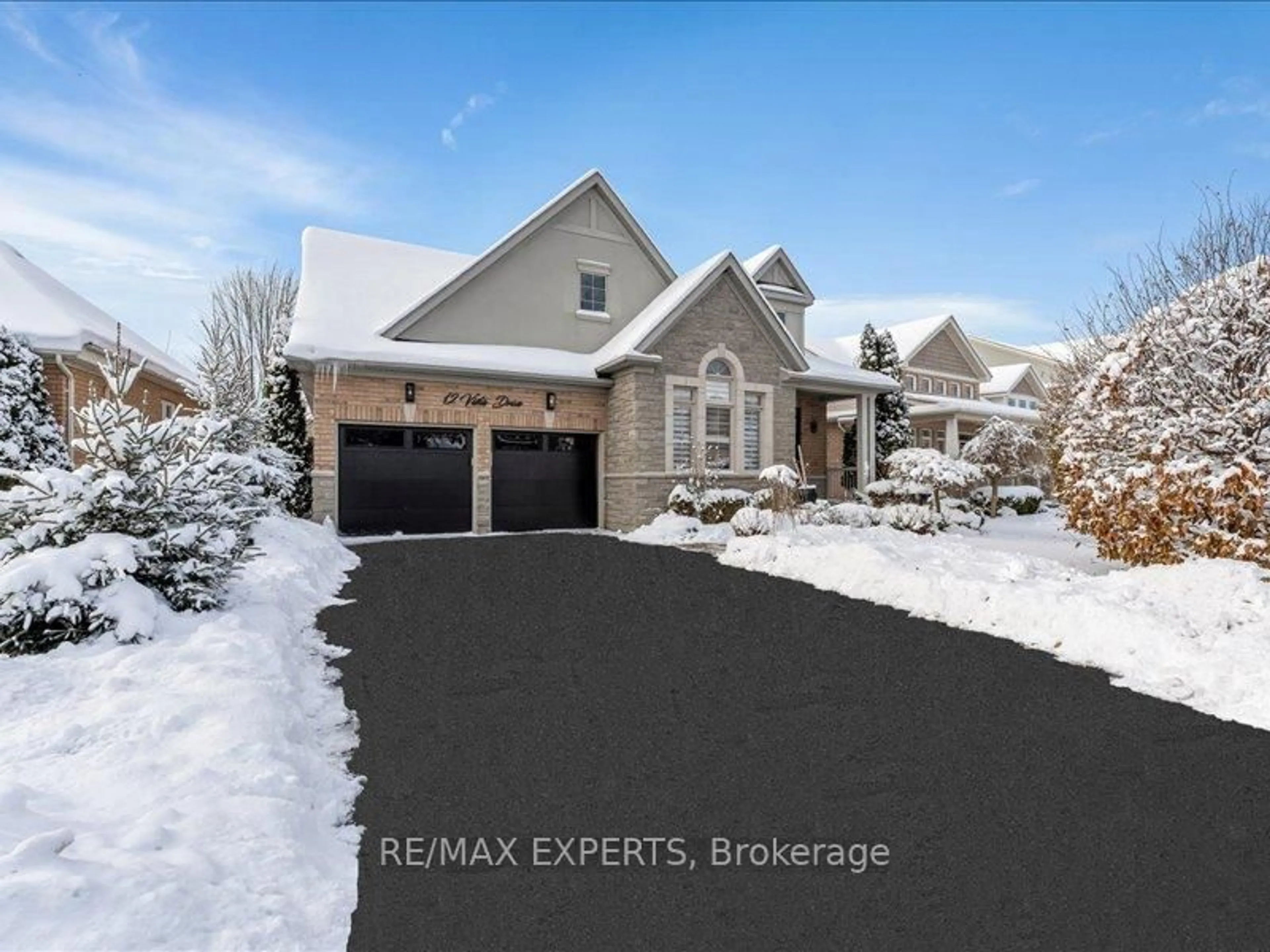 Home with brick exterior material, street for 12 Vista Dr, Bradford West Gwillimbury Ontario L3Z 0B6