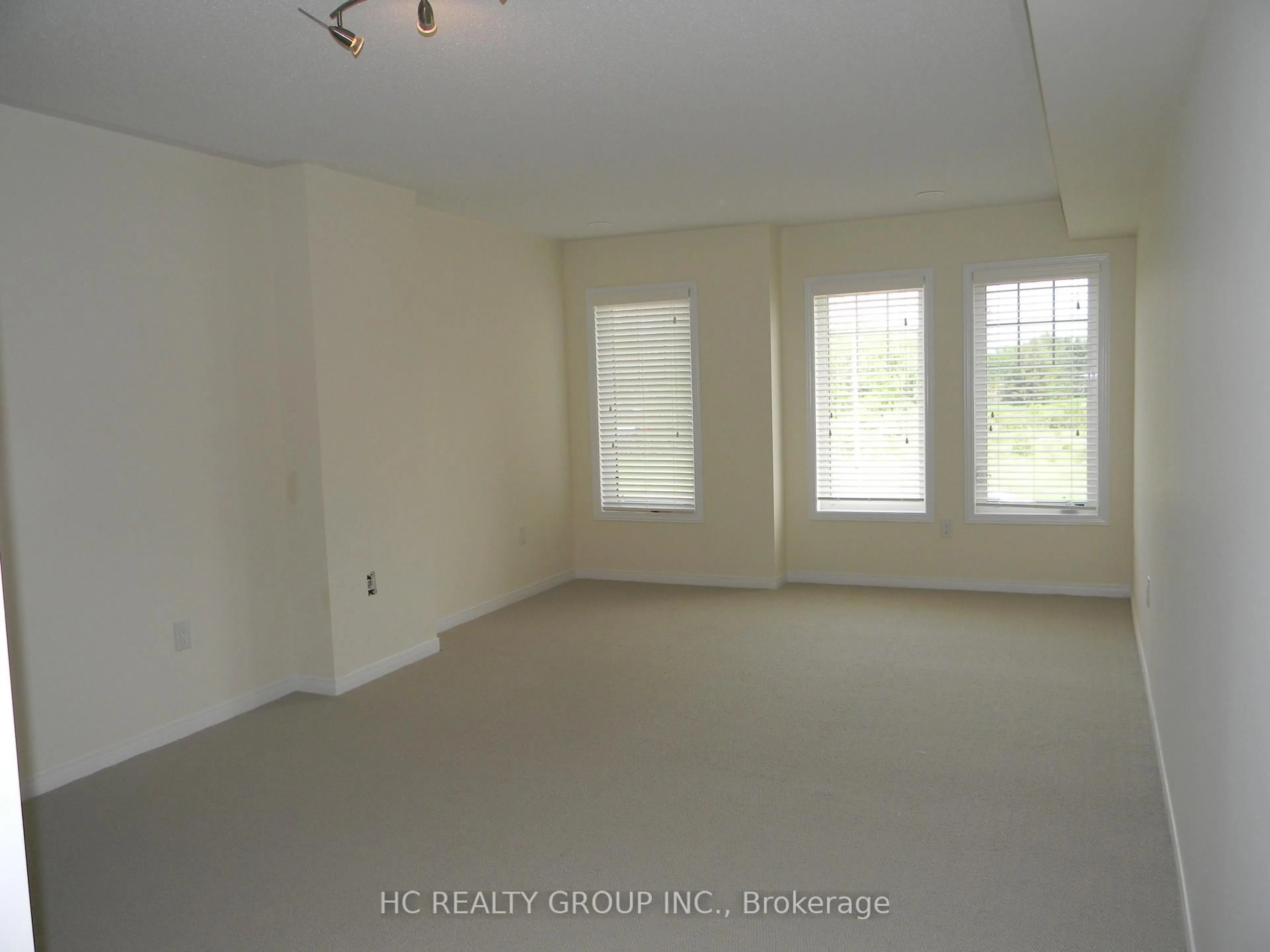 A pic of a room for 5259 Major Mackenzie Dr, Markham Ontario L6C 0N3