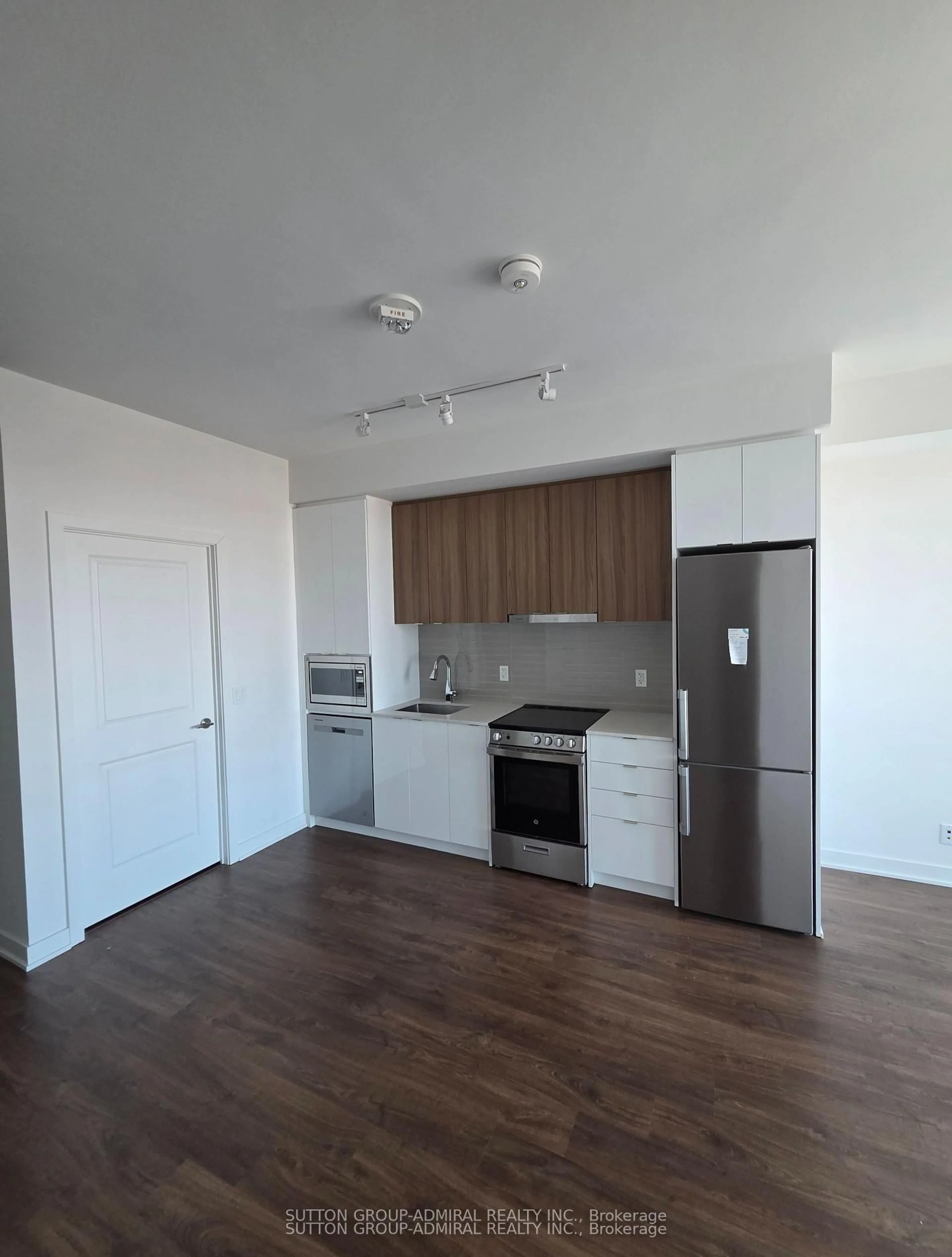 Standard kitchen, wood/laminate floor for 50 Upper Mall Way #2907, Vaughan Ontario L4J 0L8