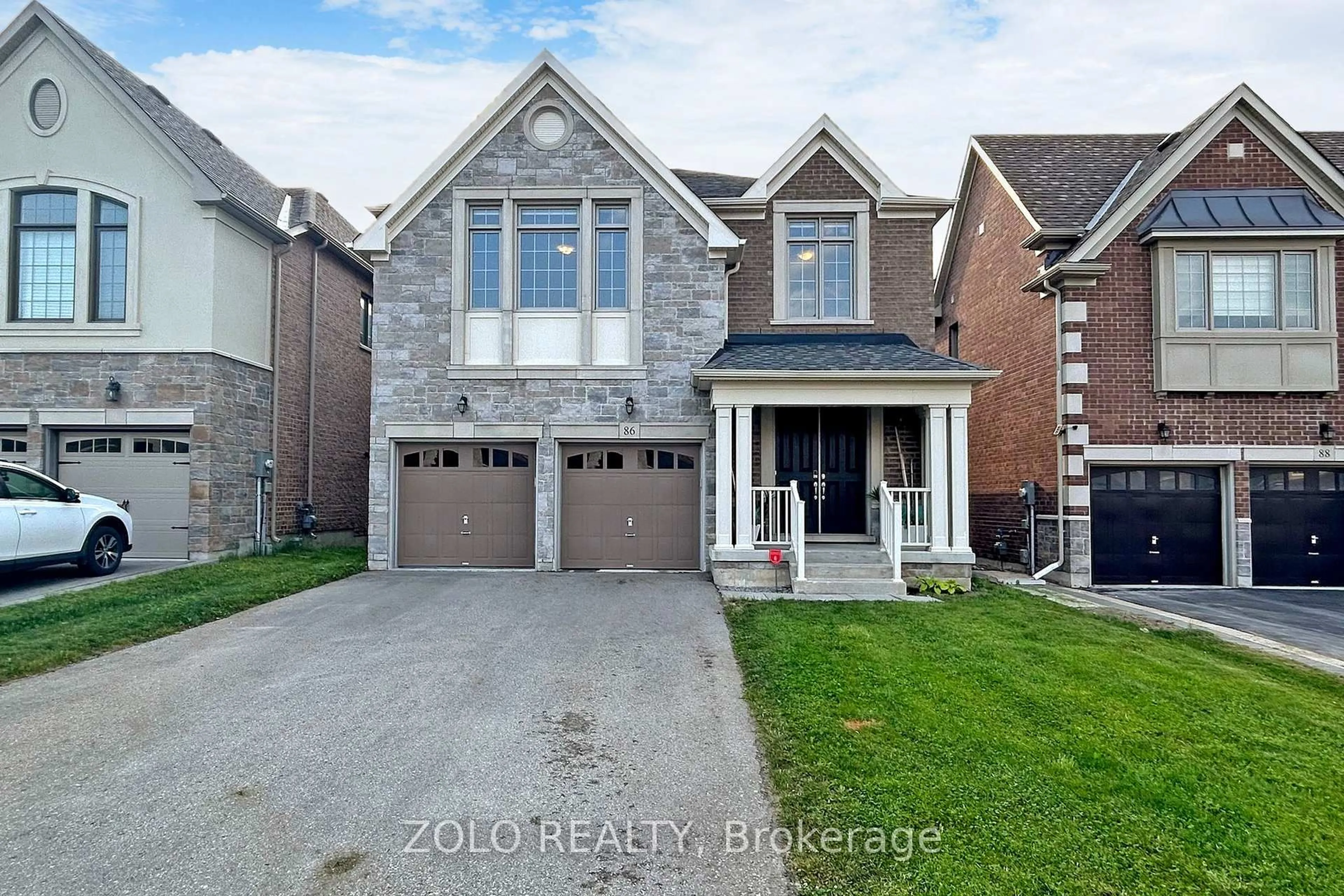 Home with brick exterior material, street for 86 Briarfield Ave, East Gwillimbury Ontario L9N 0P4