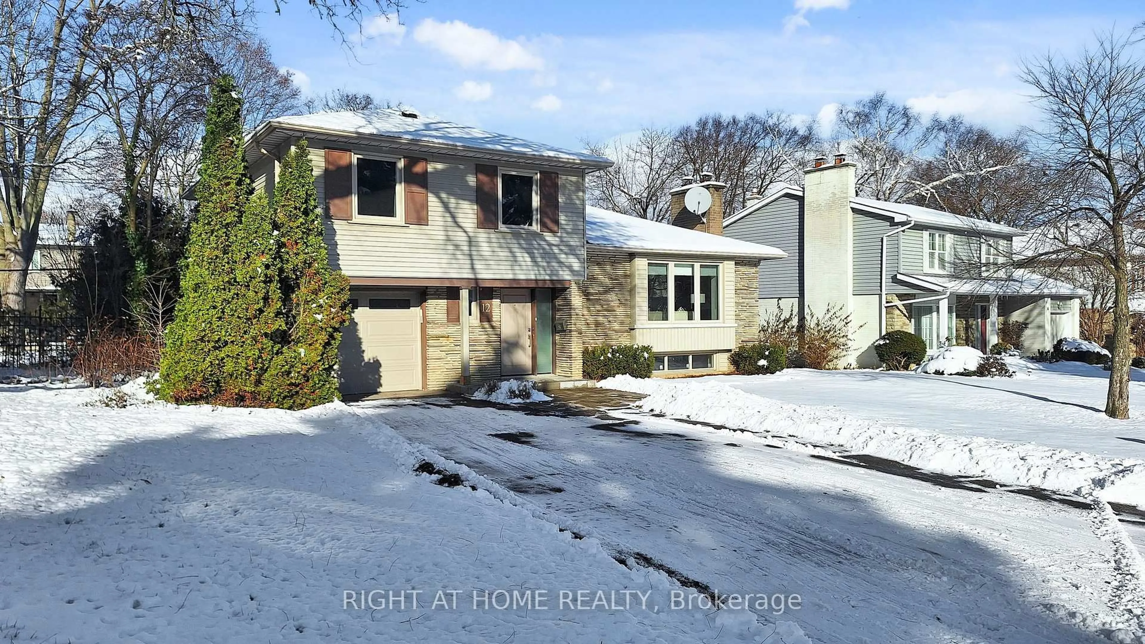 Unknown for 12 Courtham Ave, Markham Ontario L3T 1G3