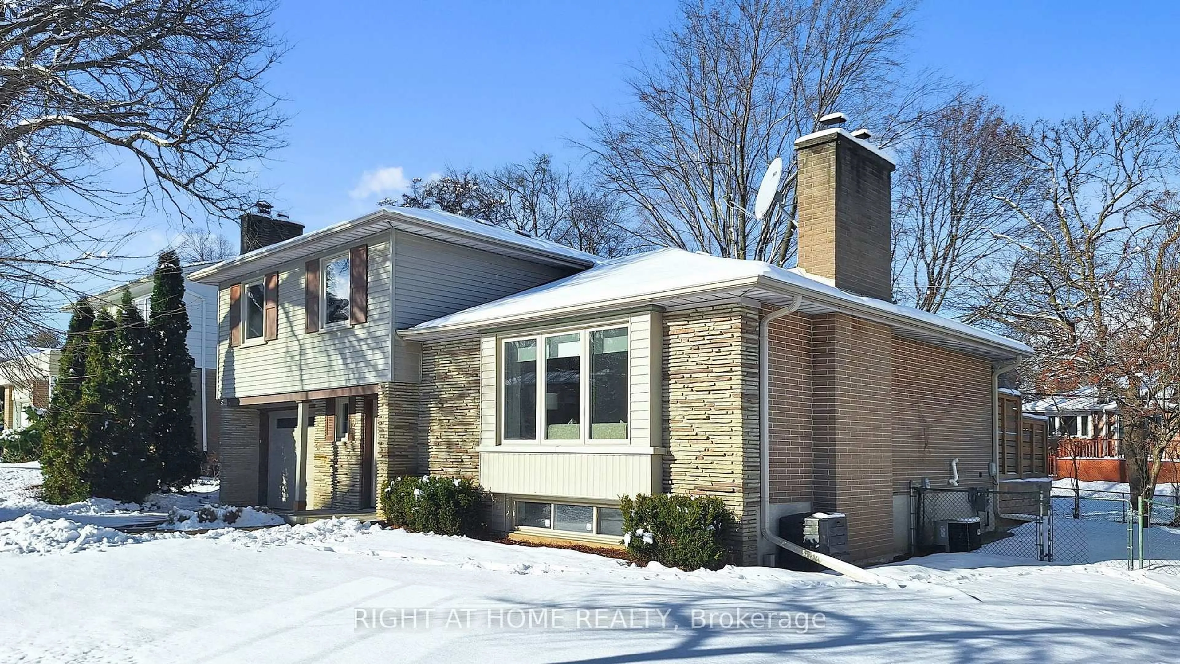 Home with brick exterior material, street for 12 Courtham Ave, Markham Ontario L3T 1G3