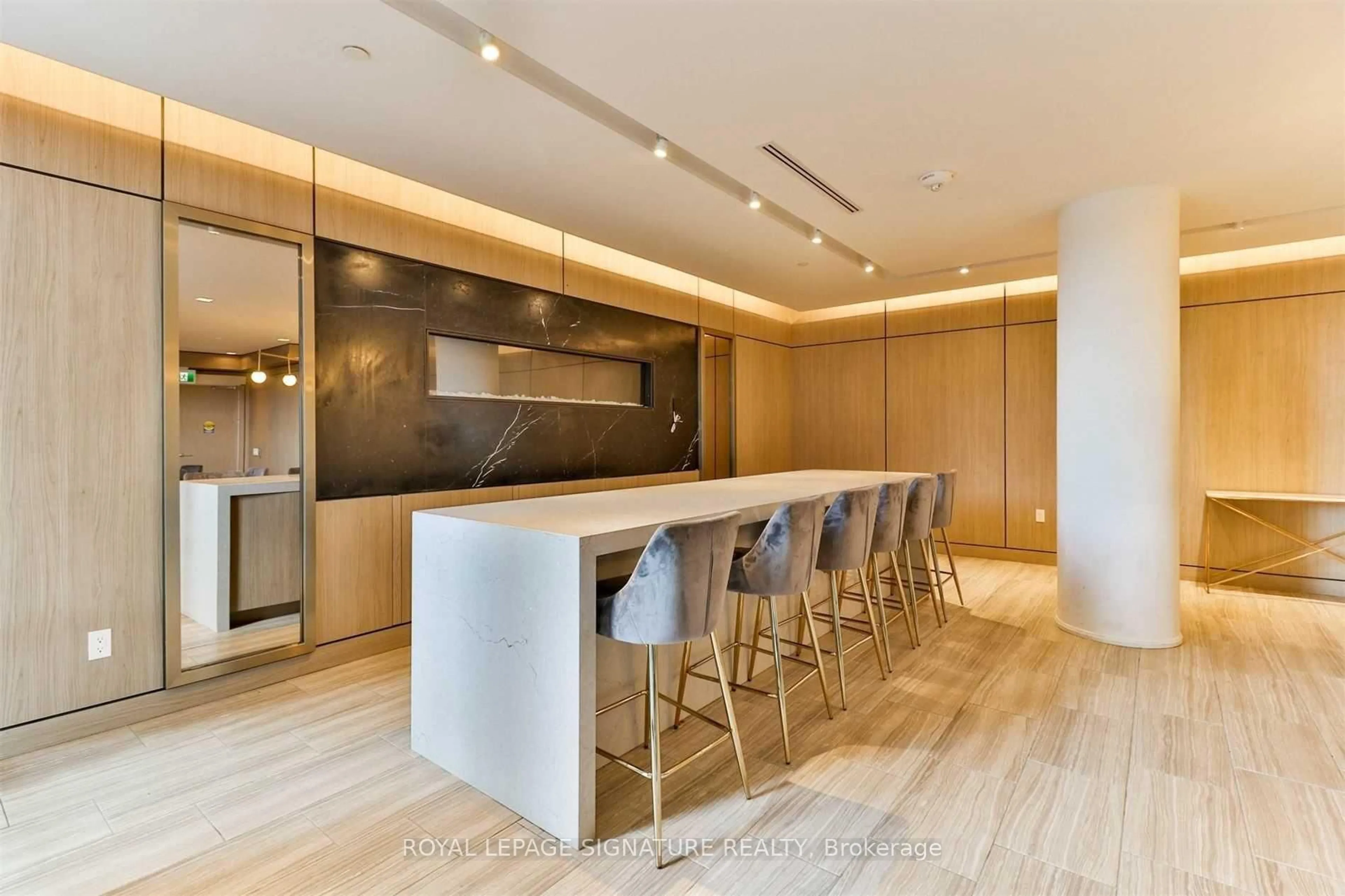Contemporary kitchen, wood/laminate floor for 4800 Highway 7 Highway #112, Vaughan Ontario L4L 1H8