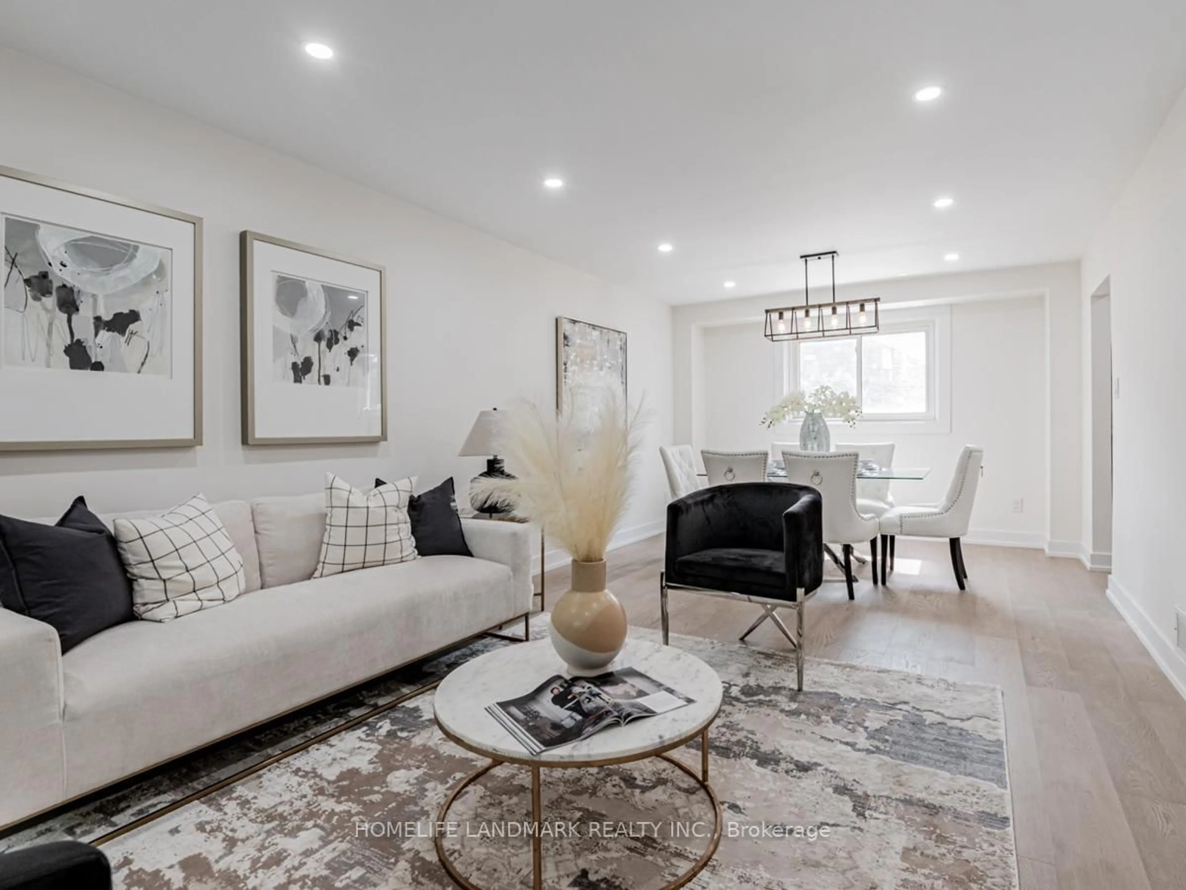 Living room with furniture, unknown for 9 Eastman Cres, Newmarket Ontario L3Y 5T9