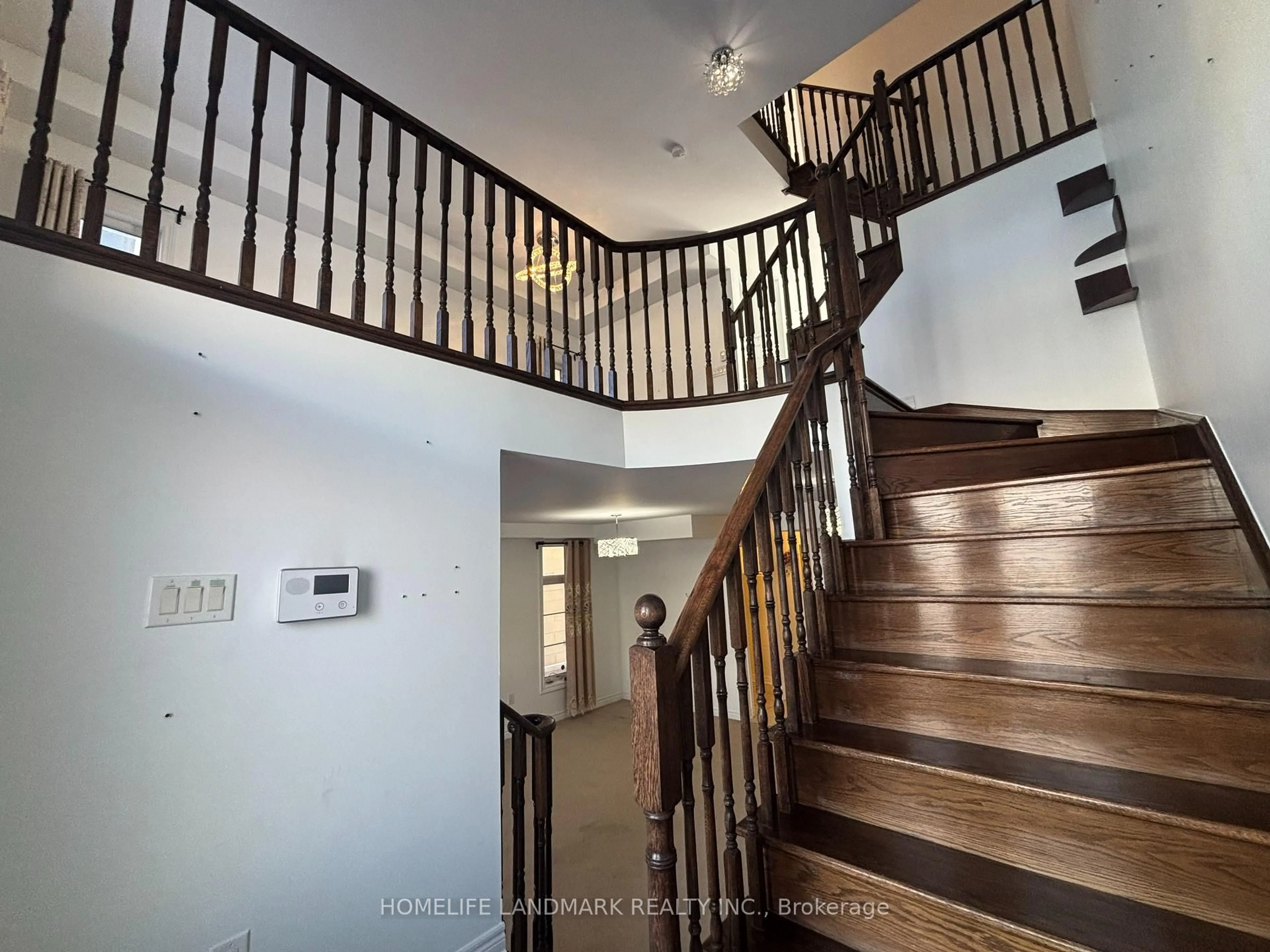 Unknown for 88 Grand Trunk Ave, Vaughan Ontario L6A 0Y4