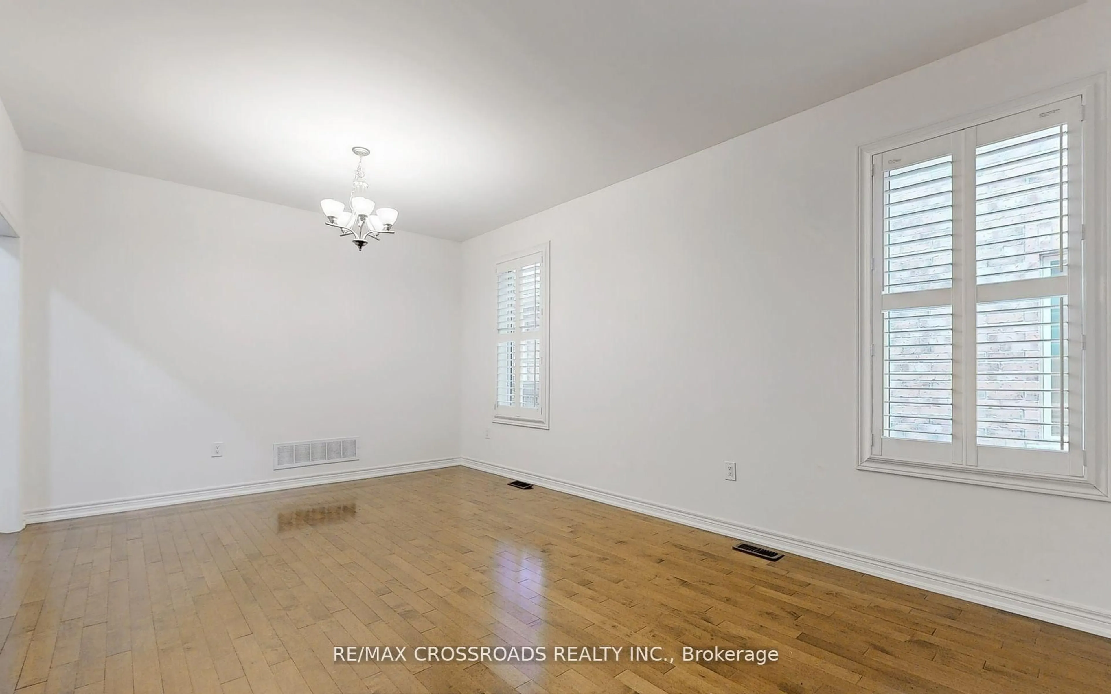 A pic of a room for 73 Eakin Mill Rd, Markham Ontario L6E 1N9