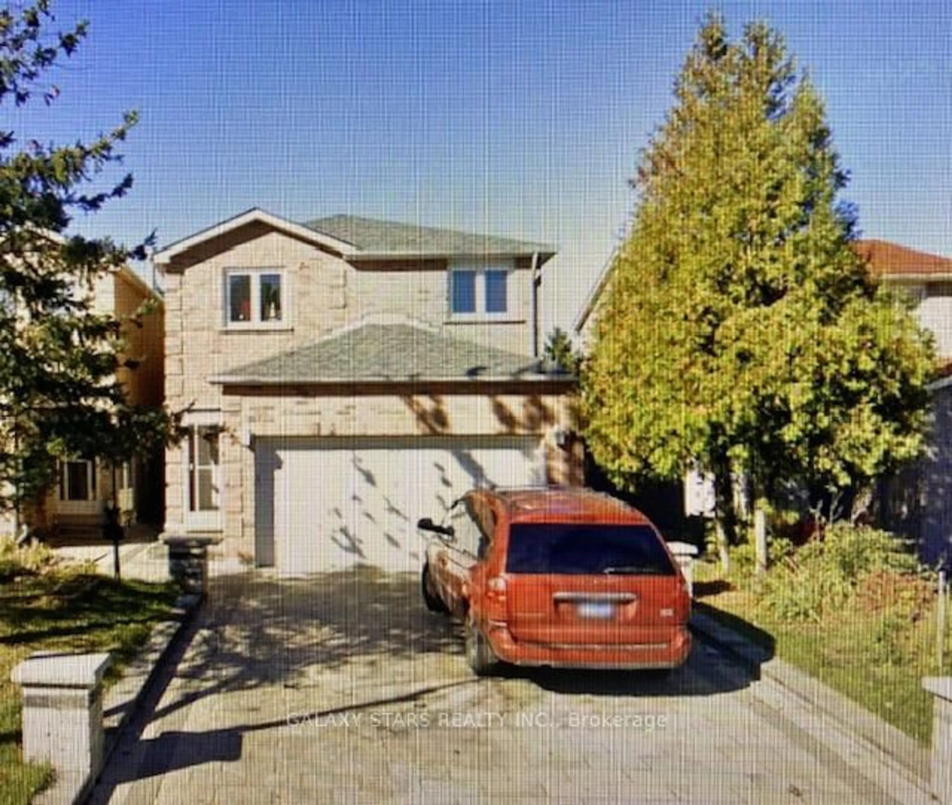 A pic from outside/outdoor area/front of a property/back of a property/a pic from drone, street for 24 Pettigrew Crt, Markham Ontario L3S 1L7