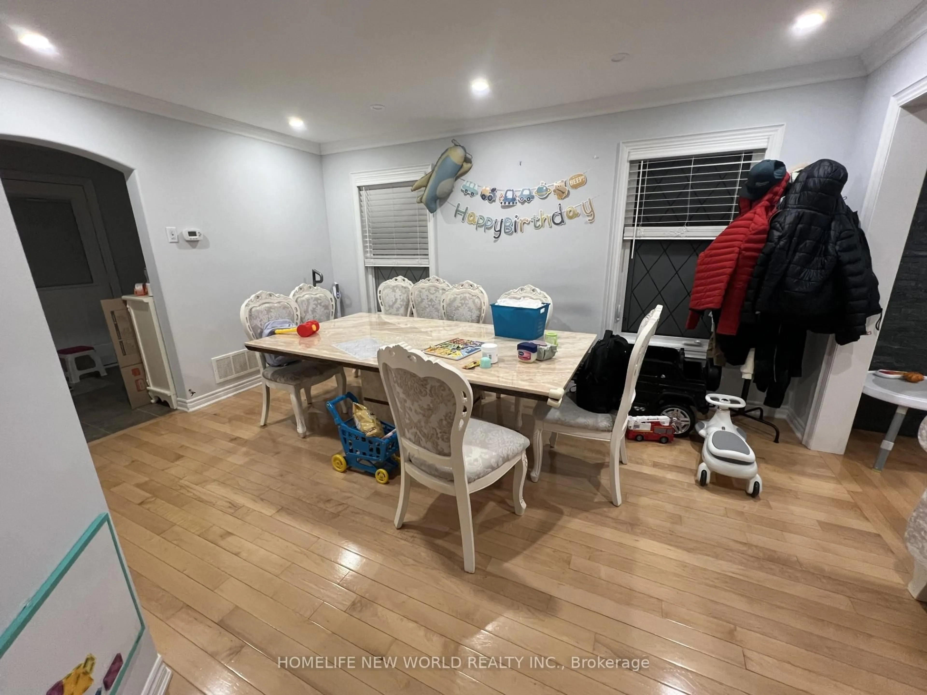 A pic of a room for 22 Whiterose Lane, Whitchurch-Stouffville Ontario L4A 0Z7