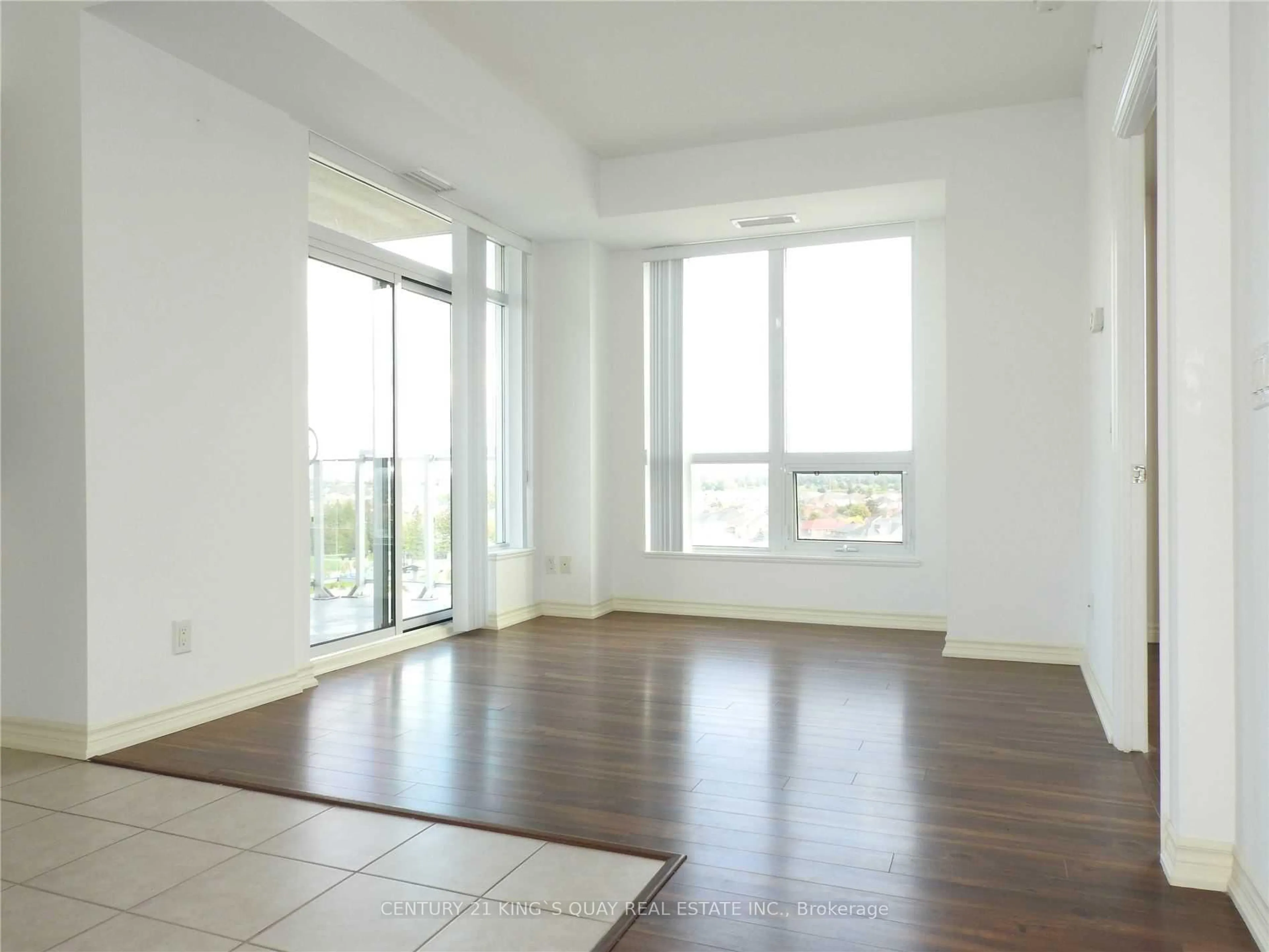 A pic of a room for 8323 Kennedy Rd #806, Markham Ontario L3R 5W7