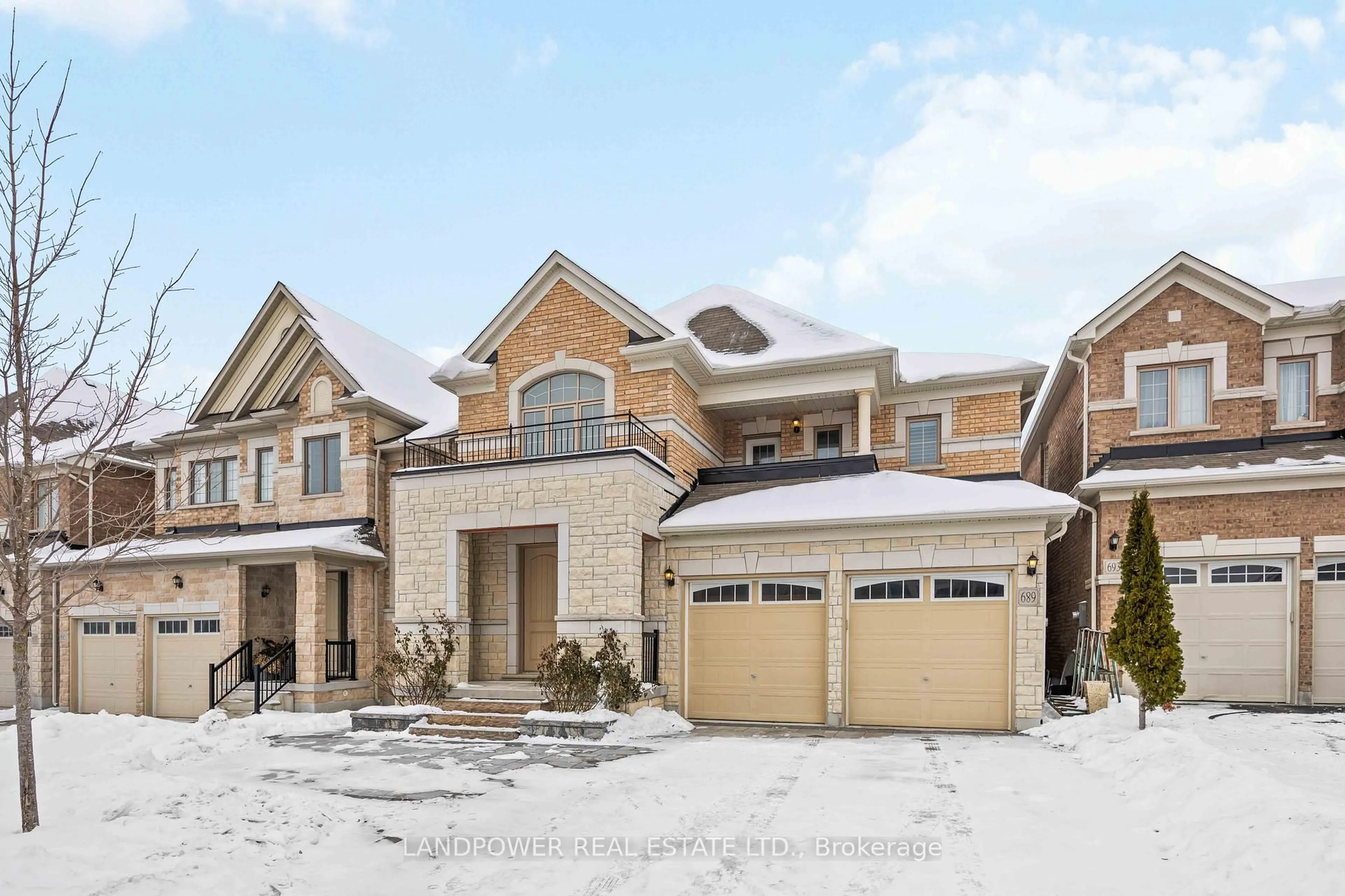 Home with brick exterior material, street for 689 Somerville Dr, Newmarket Ontario L3X 0J9