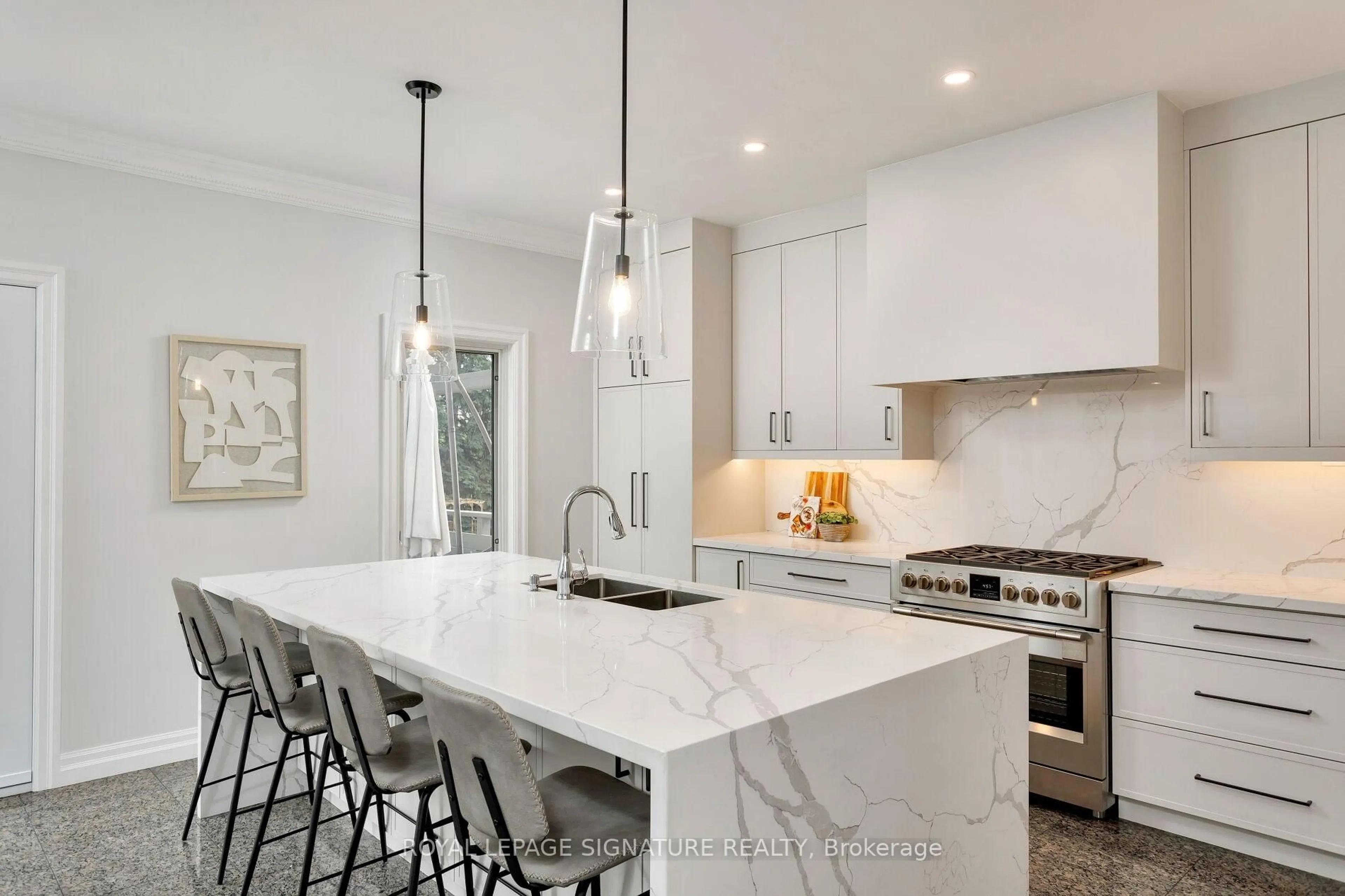 Contemporary kitchen, ceramic/tile floor for 31 Lawrie Rd, Vaughan Ontario L4J 3N6