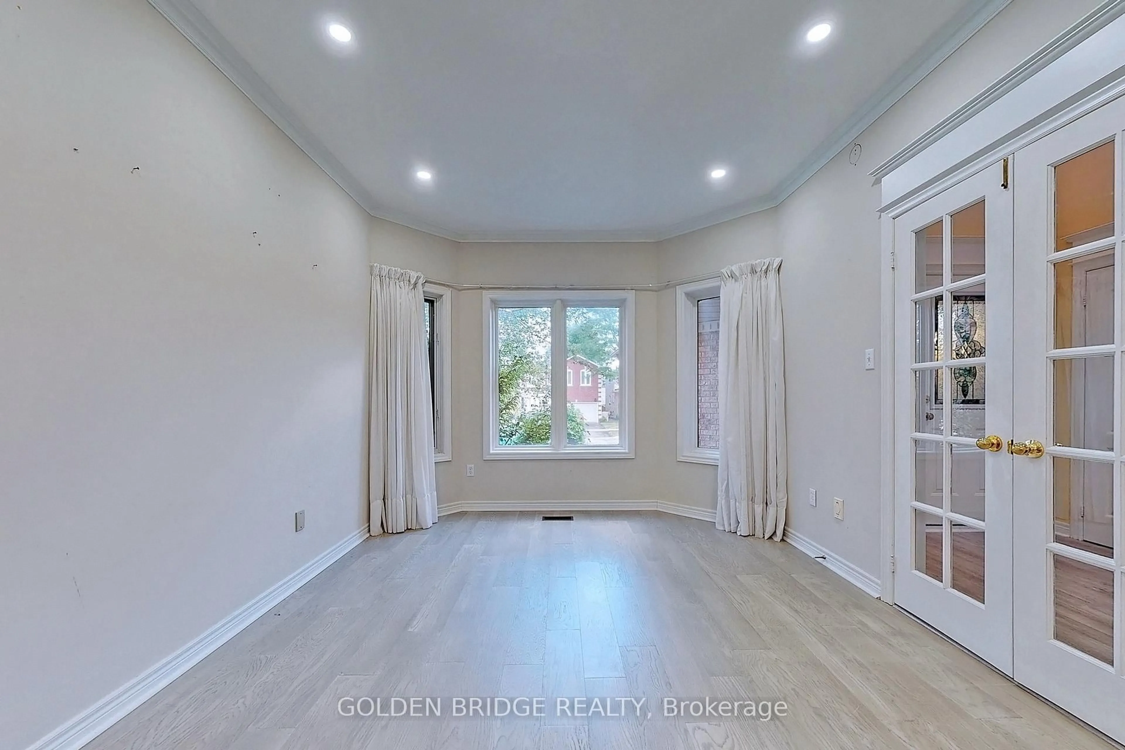 A pic of a room for 150 Larratt Lane, Richmond Hill Ontario L4C 0E7