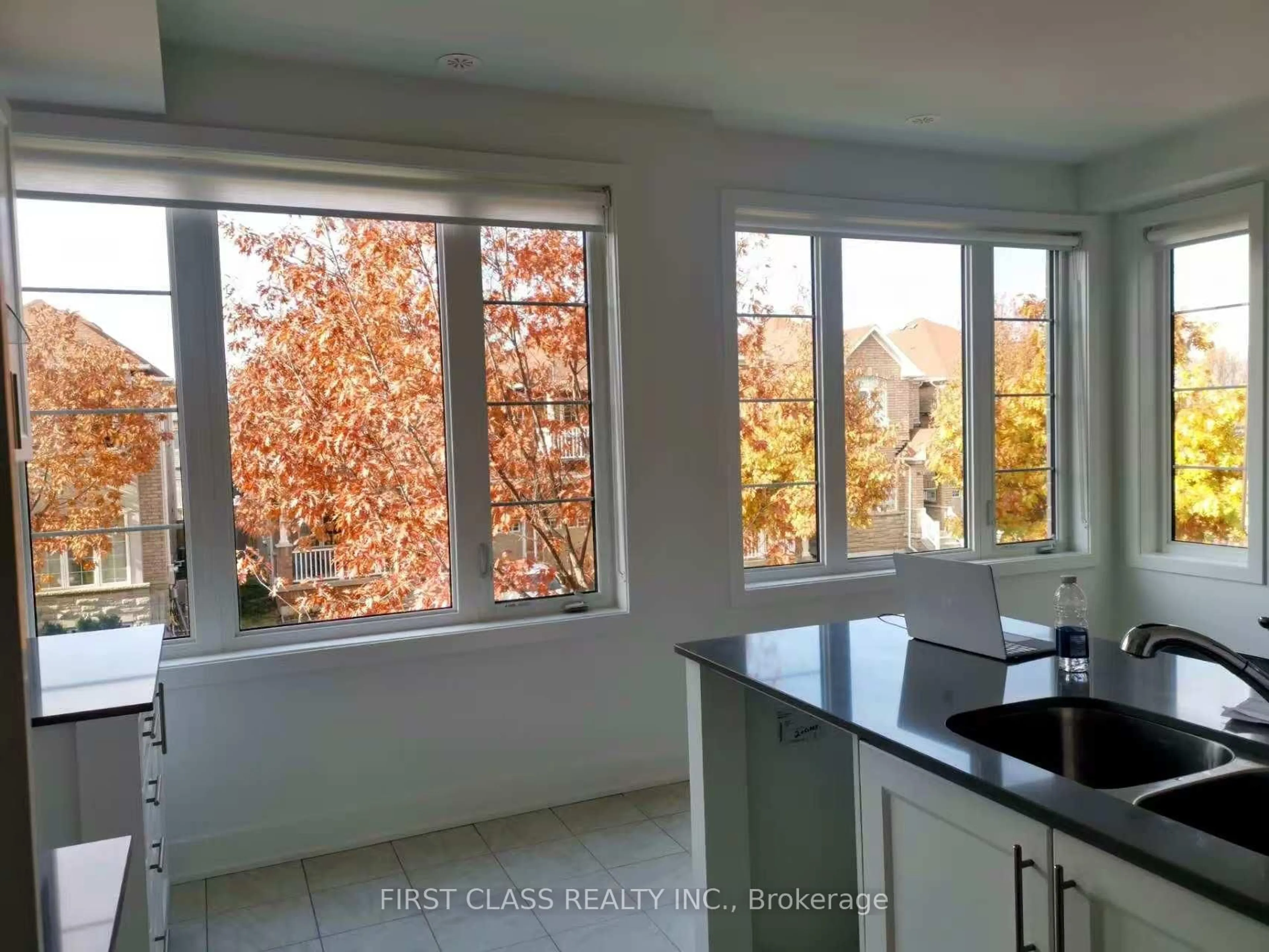 Open concept kitchen, unknown for 12 Carole Bell Way, Markham Ontario L6E 0W2