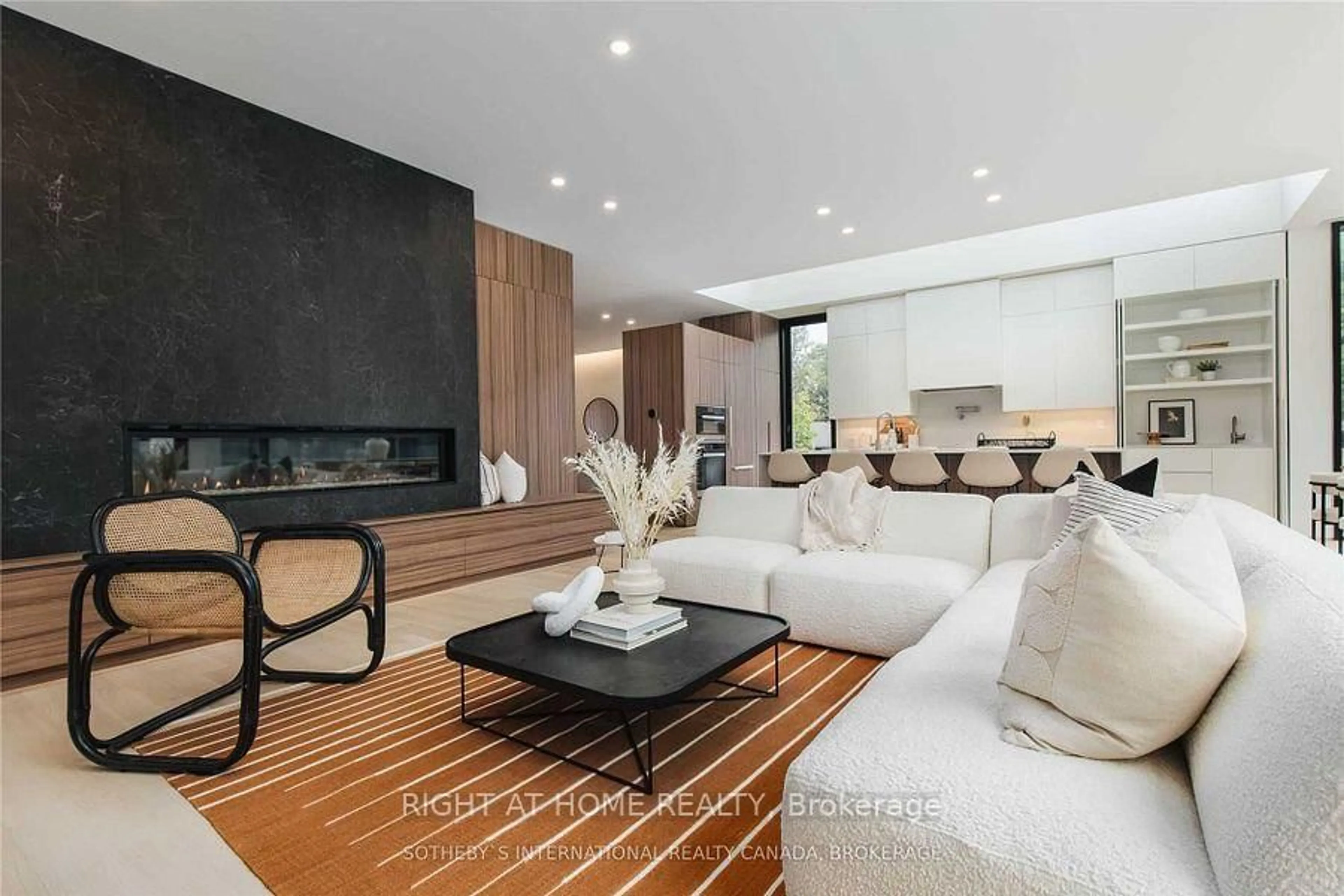 Living room with furniture, unknown for 93 Meadowview Ave, Markham Ontario L3T 1K8