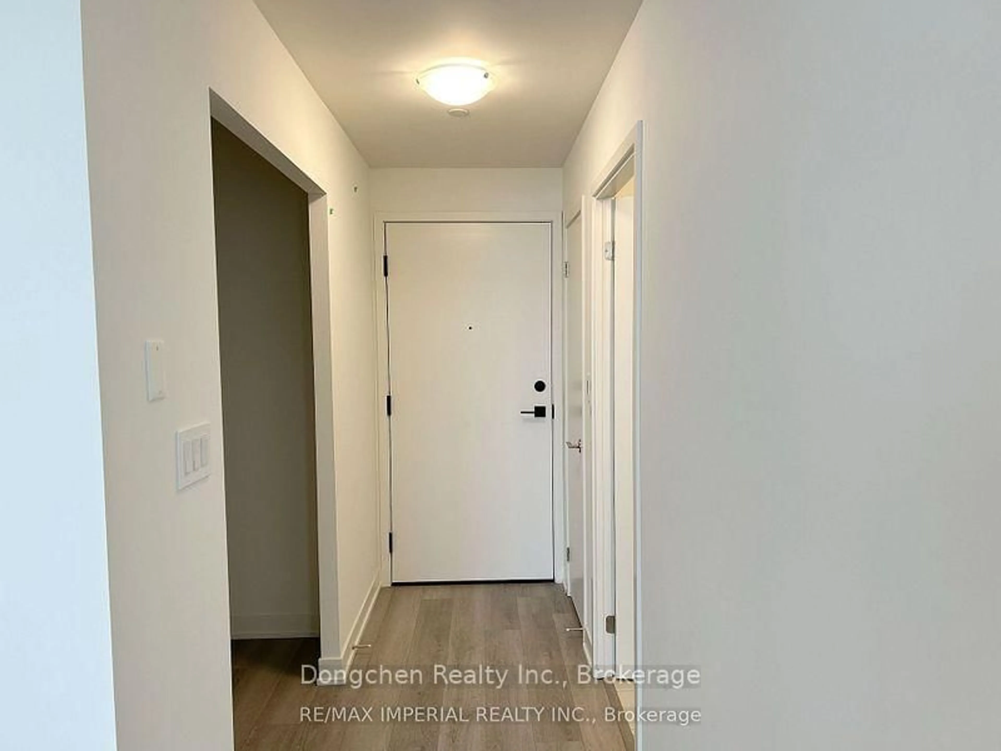 Indoor entryway for 292 Verdale Crossing #508, Markham Ontario L6G 0H6