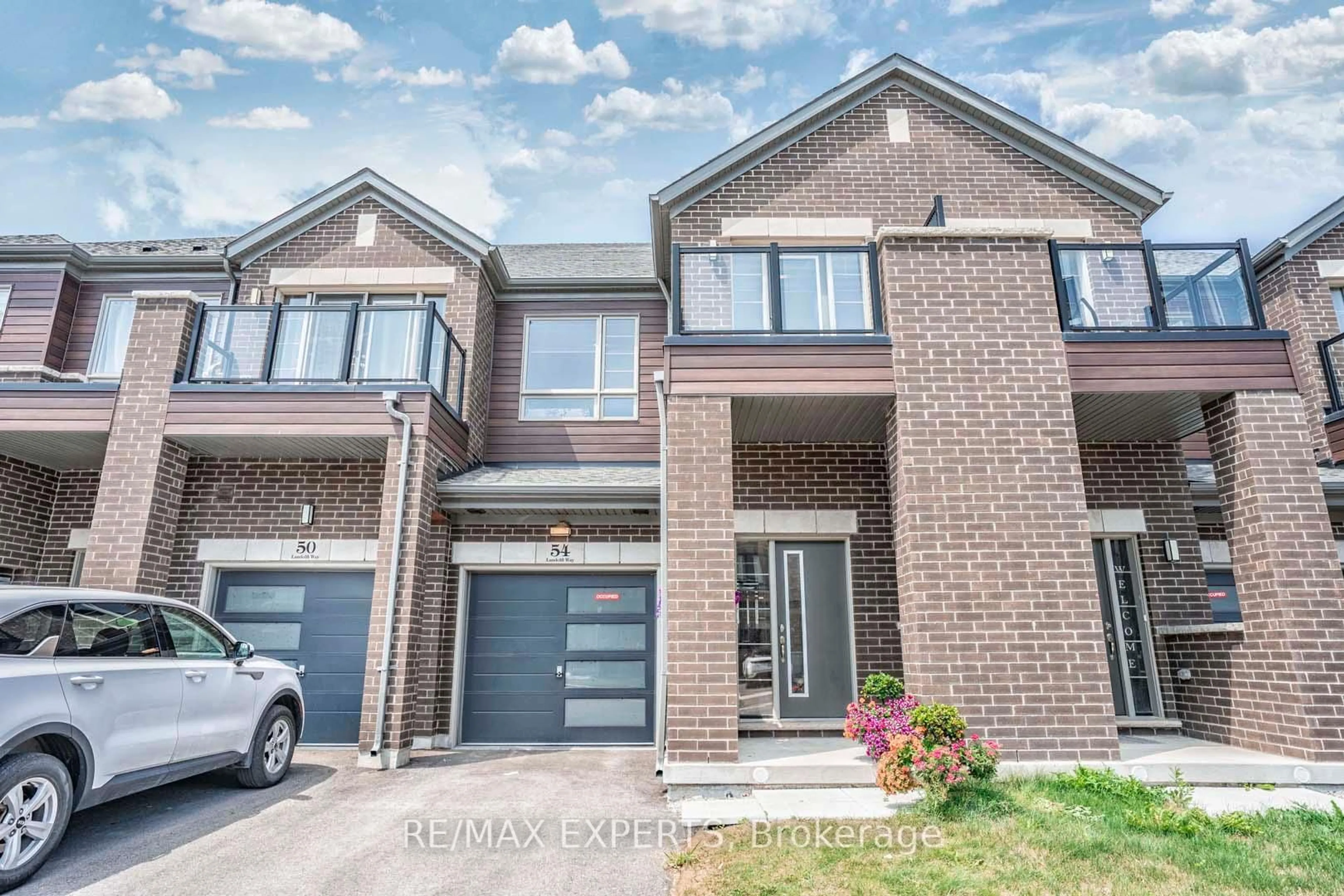 Home with brick exterior material, street for 54 Landolfi Way, Bradford West Gwillimbury Ontario L3Z 4L7