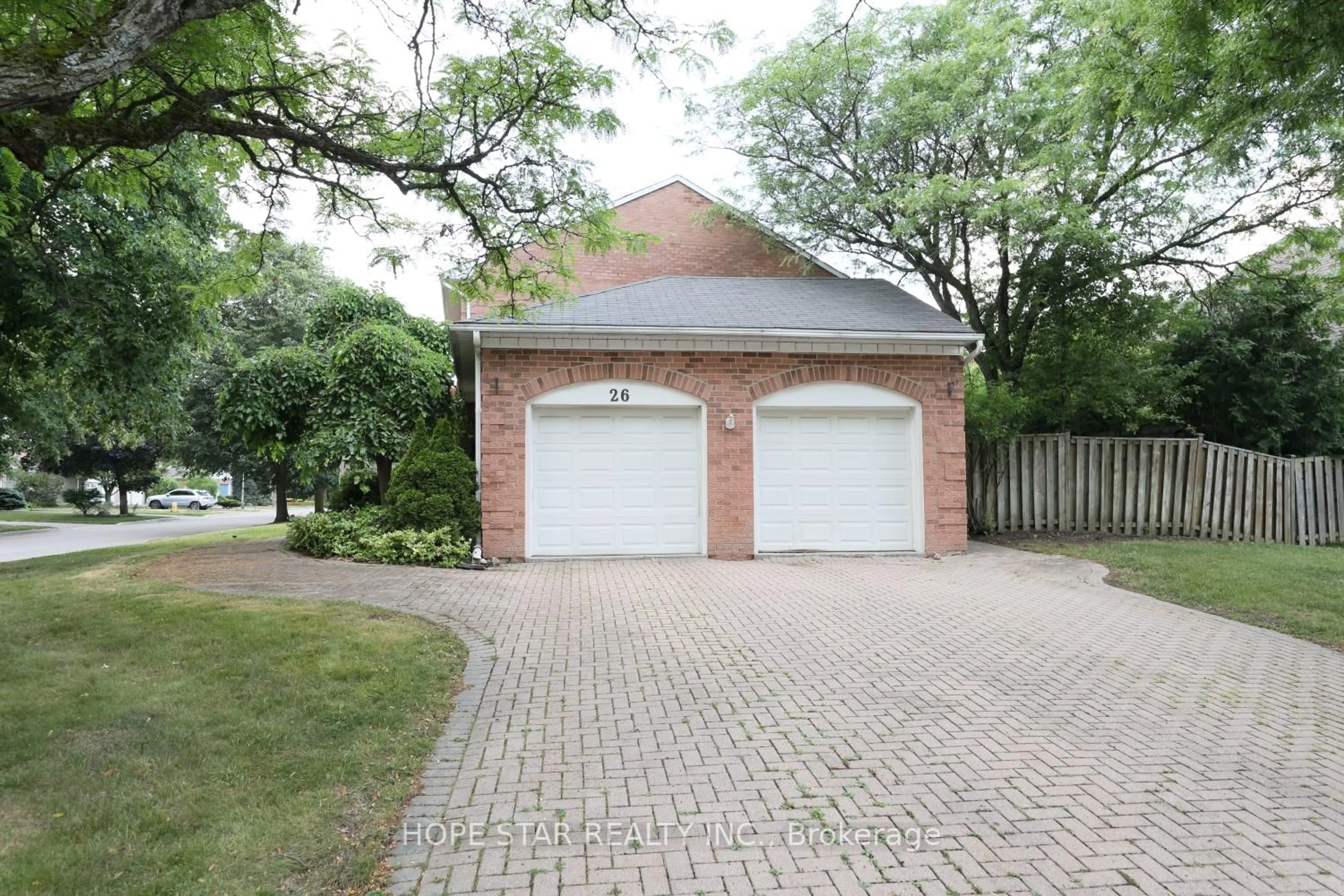 Home with brick exterior material, street for 26 Ferndell Circ, Markham Ontario L3R 3Y8