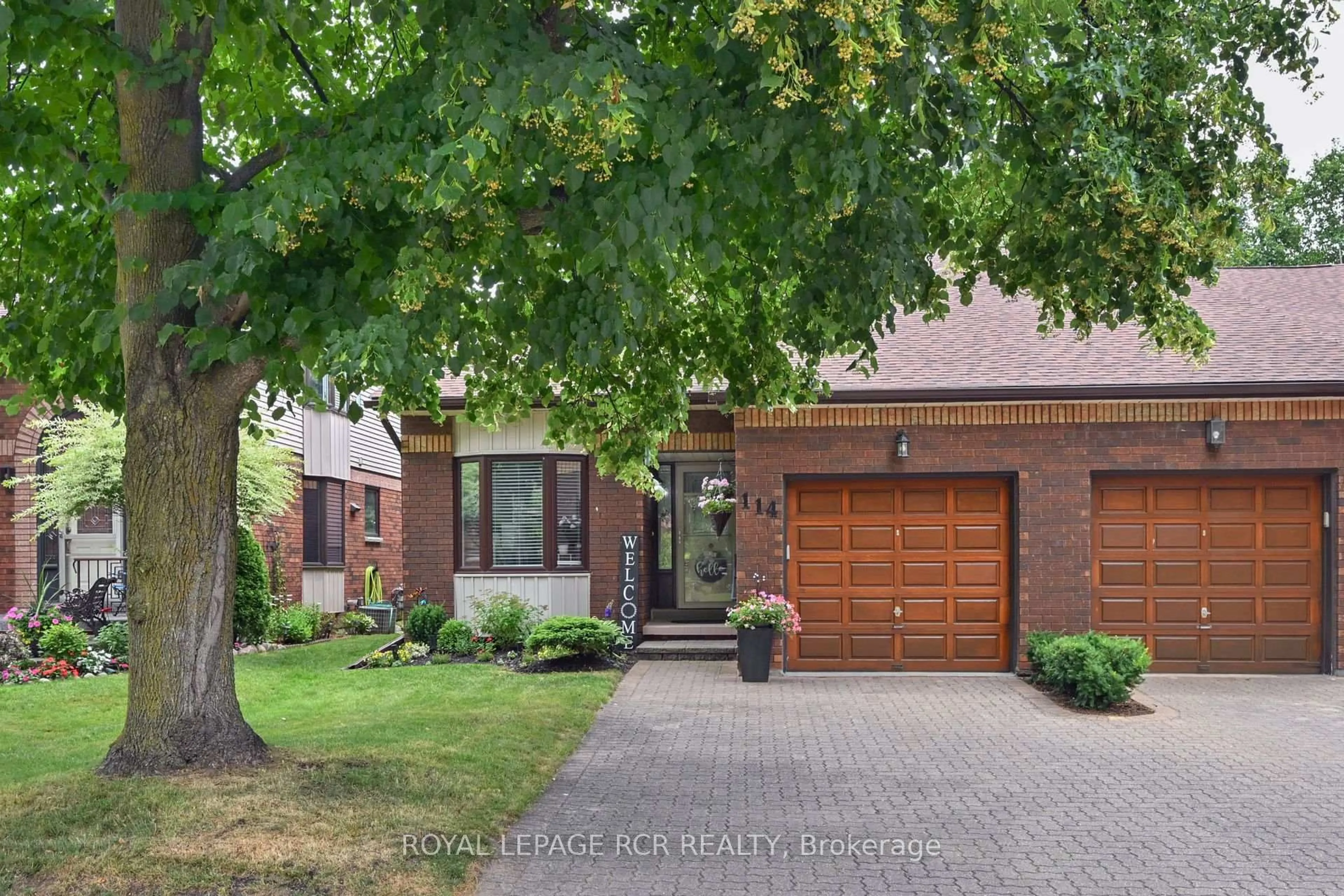 Home with brick exterior material, street for 114 Green Briar Rd, New Tecumseth Ontario L9R 1S3