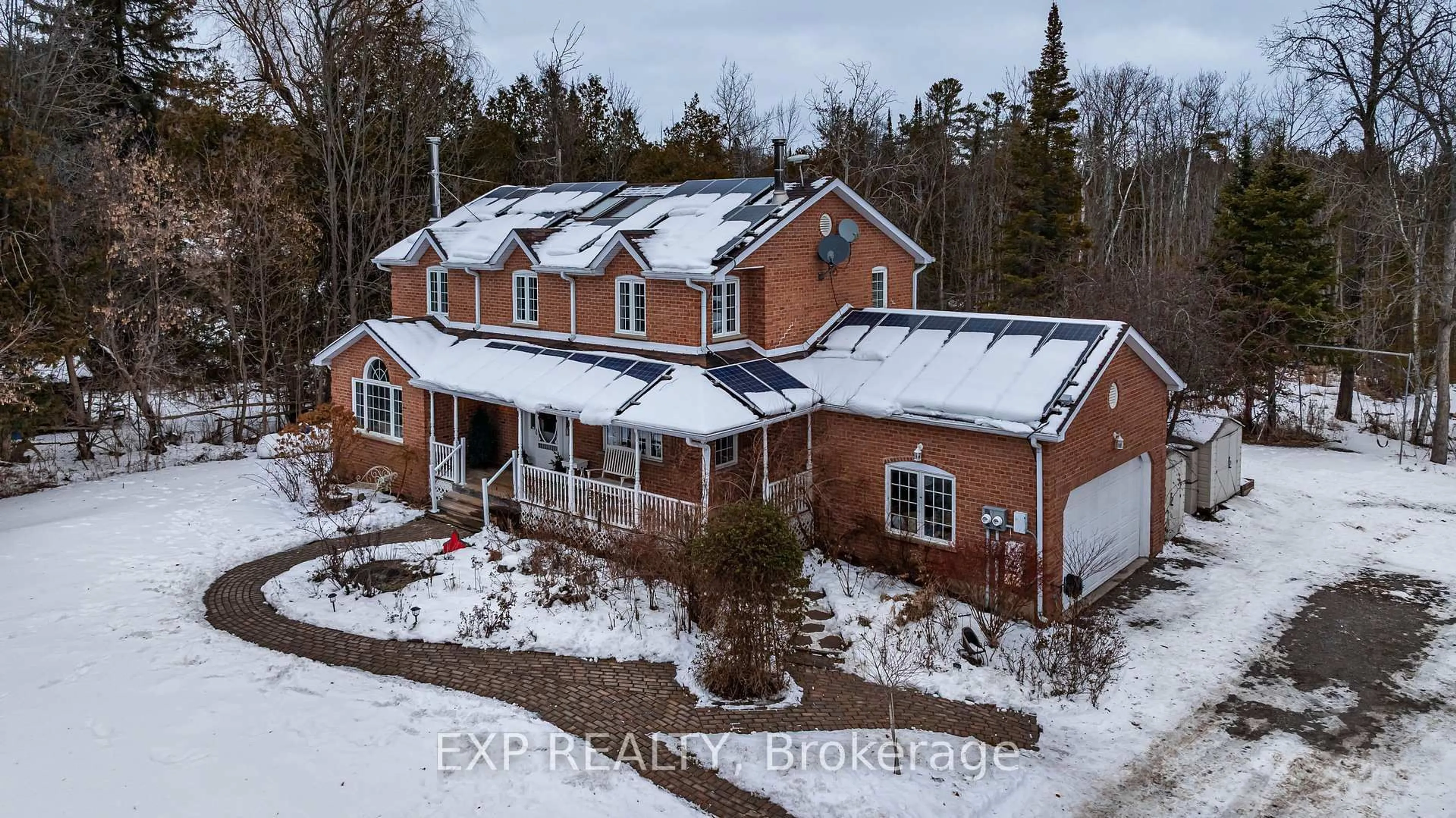 A pic from outside/outdoor area/front of a property/back of a property/a pic from drone, building for 994359 Mono-Adjala Townline, Adjala-Tosorontio Ontario L9W 2Z2