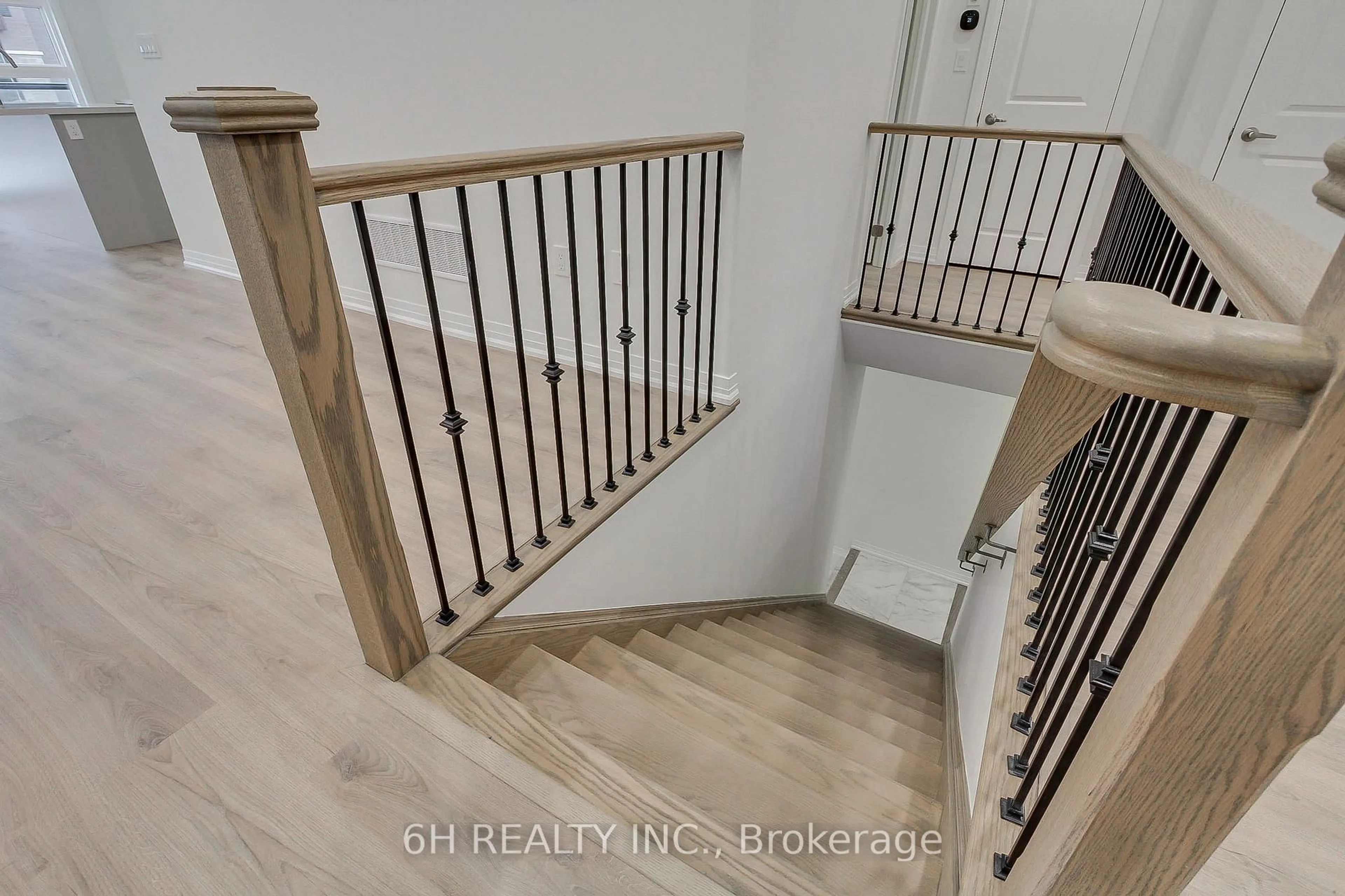 Stairs for 23 Harold Wilson Lane #Lot 18, Richmond Hill Ontario L4S 1N5