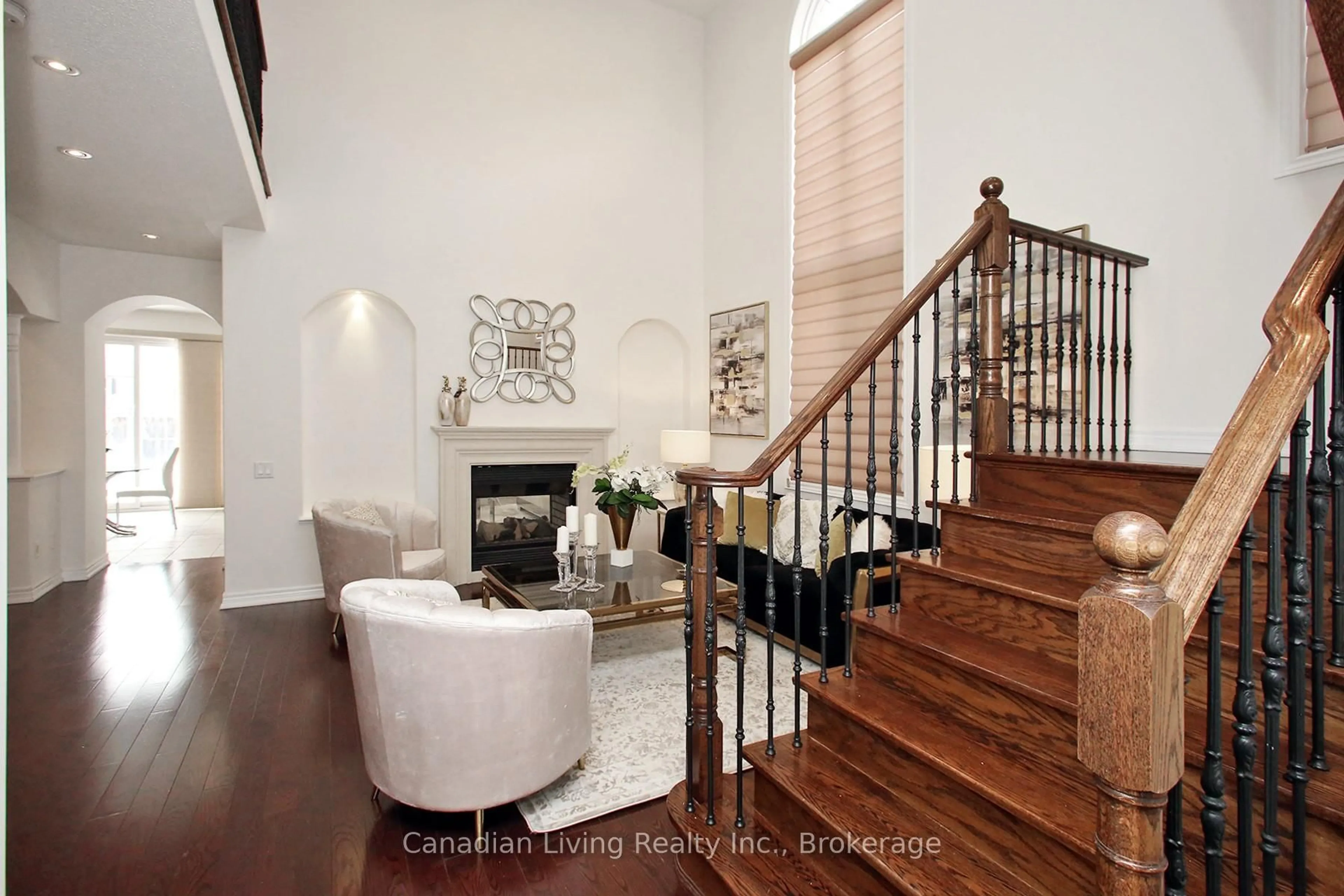 Unknown for 670 Via Romano Blvd, Vaughan Ontario L6A 0G2