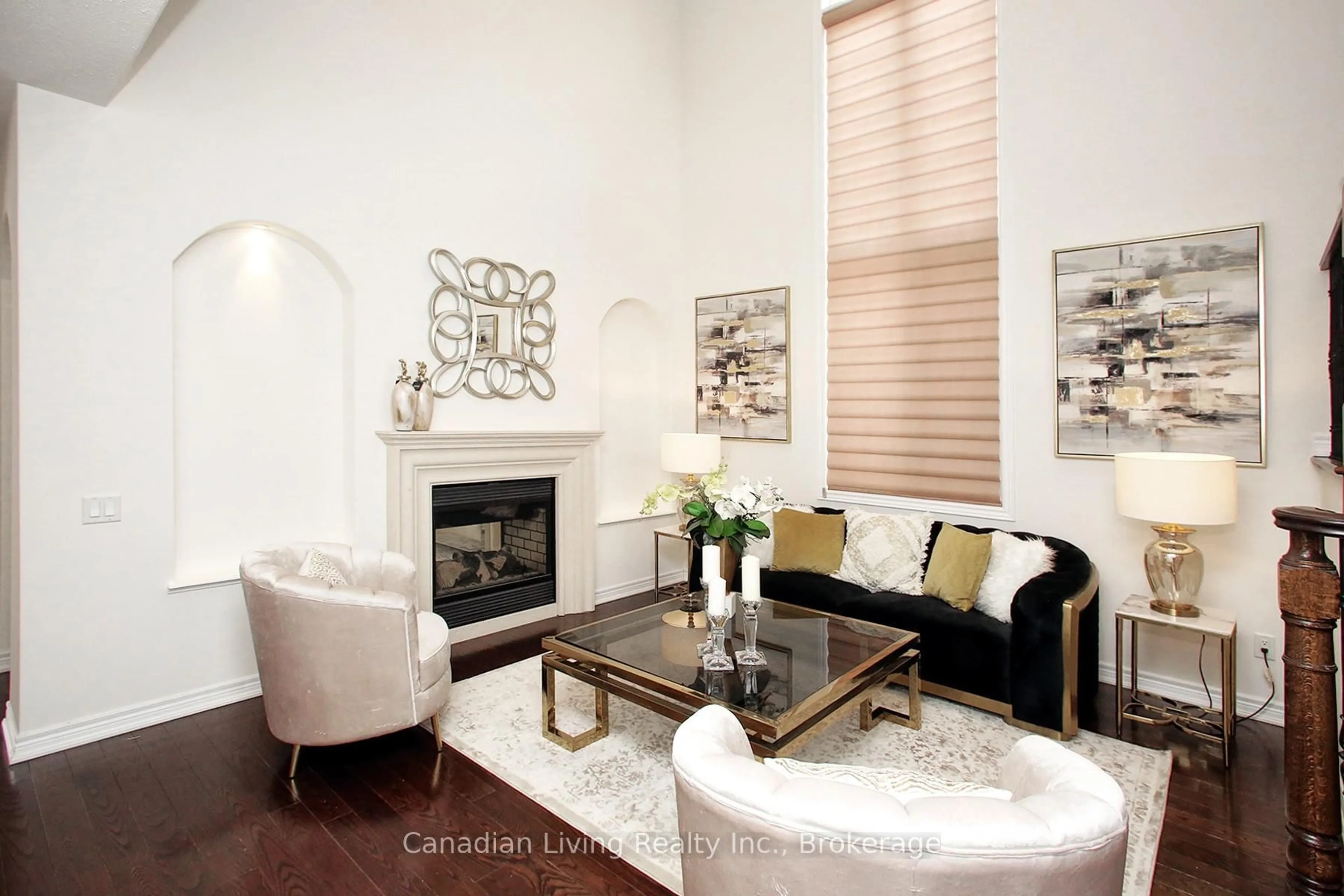 Living room with furniture, wood/laminate floor for 670 Via Romano Blvd, Vaughan Ontario L6A 0G2