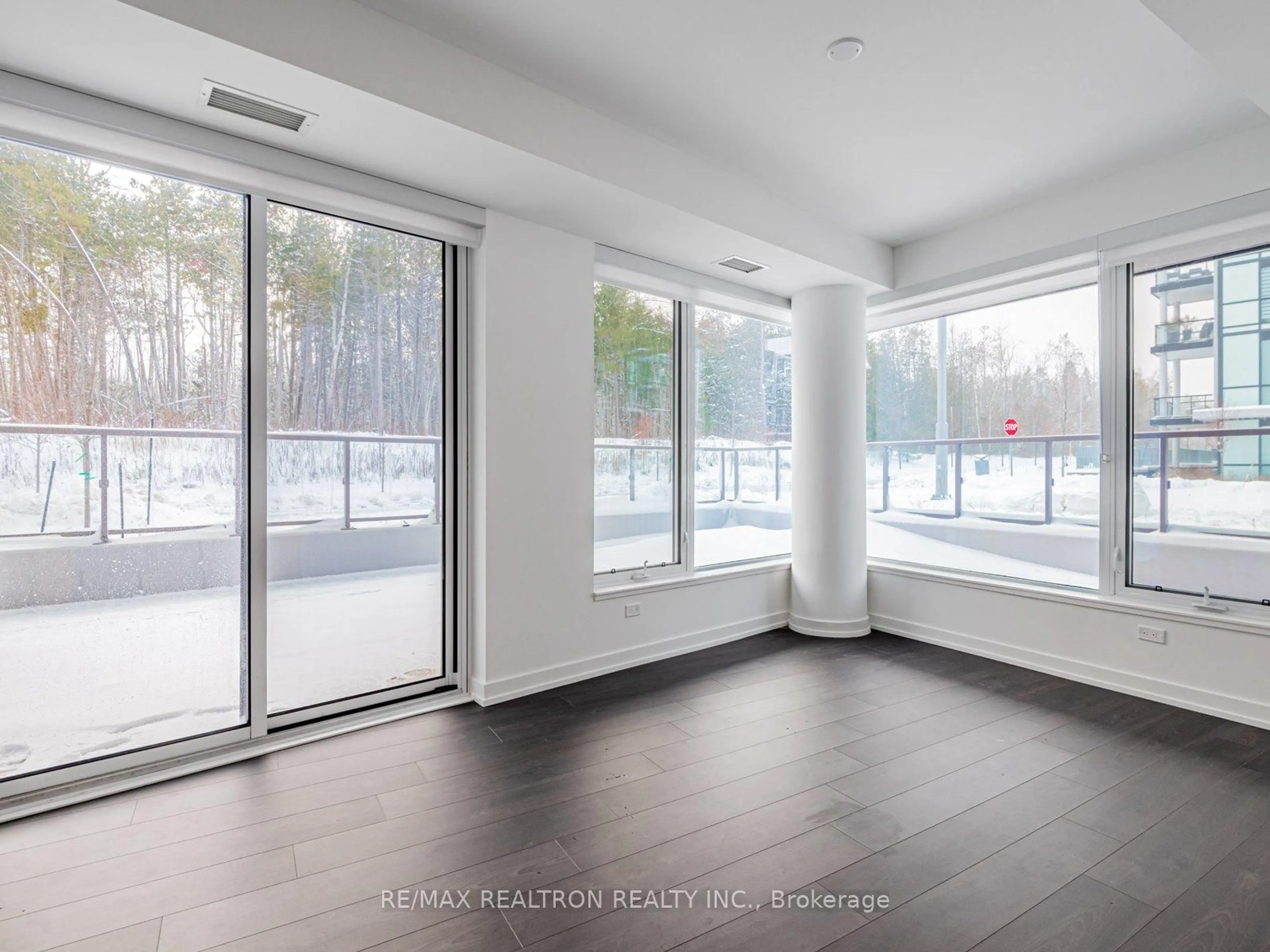 Unknown for 333 Sunseeker Ave #101, Innisfil Ontario L9S 0R6