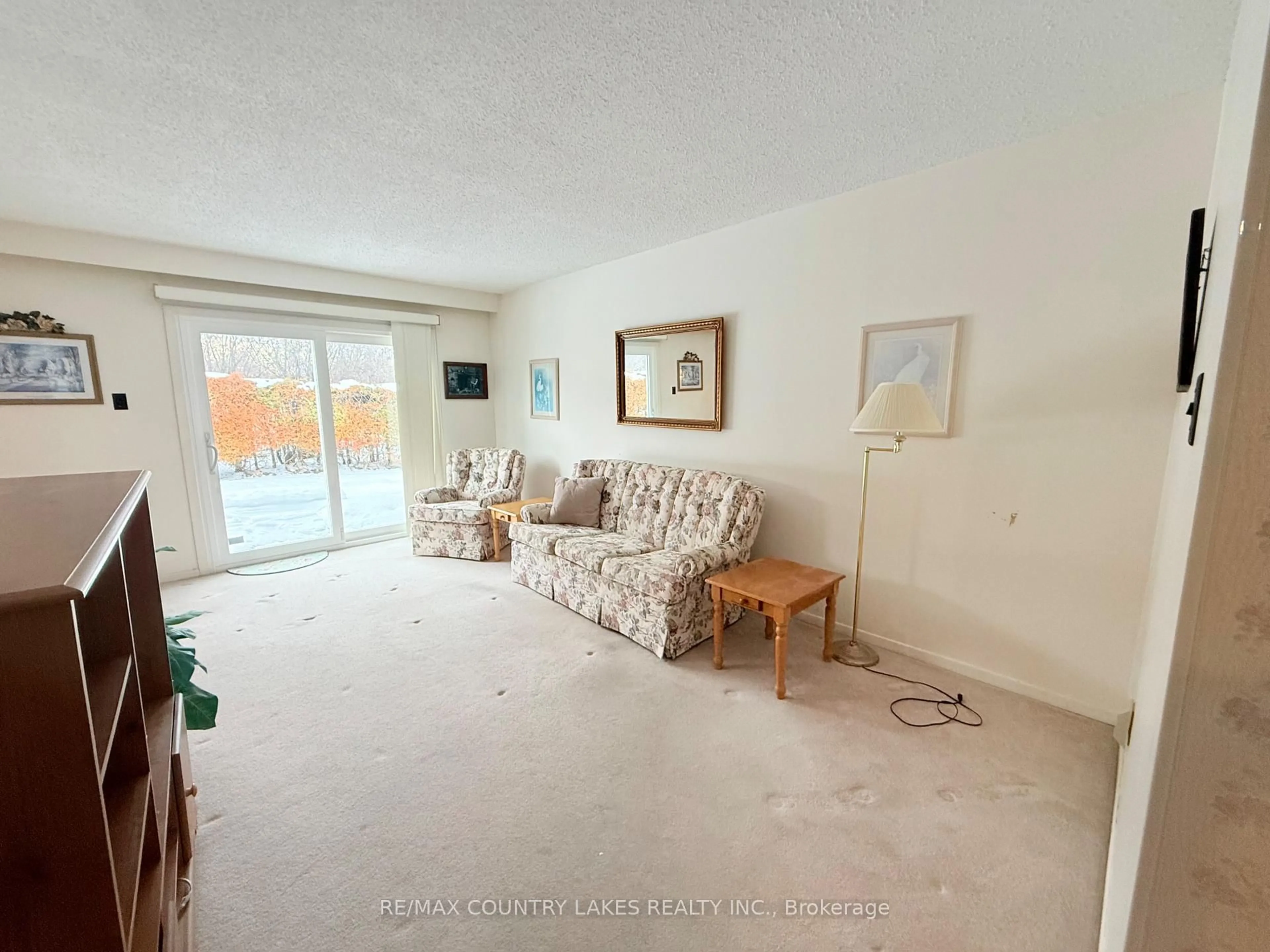 A pic of a room for 433 May St #25, Brock Ontario L0K 1A0