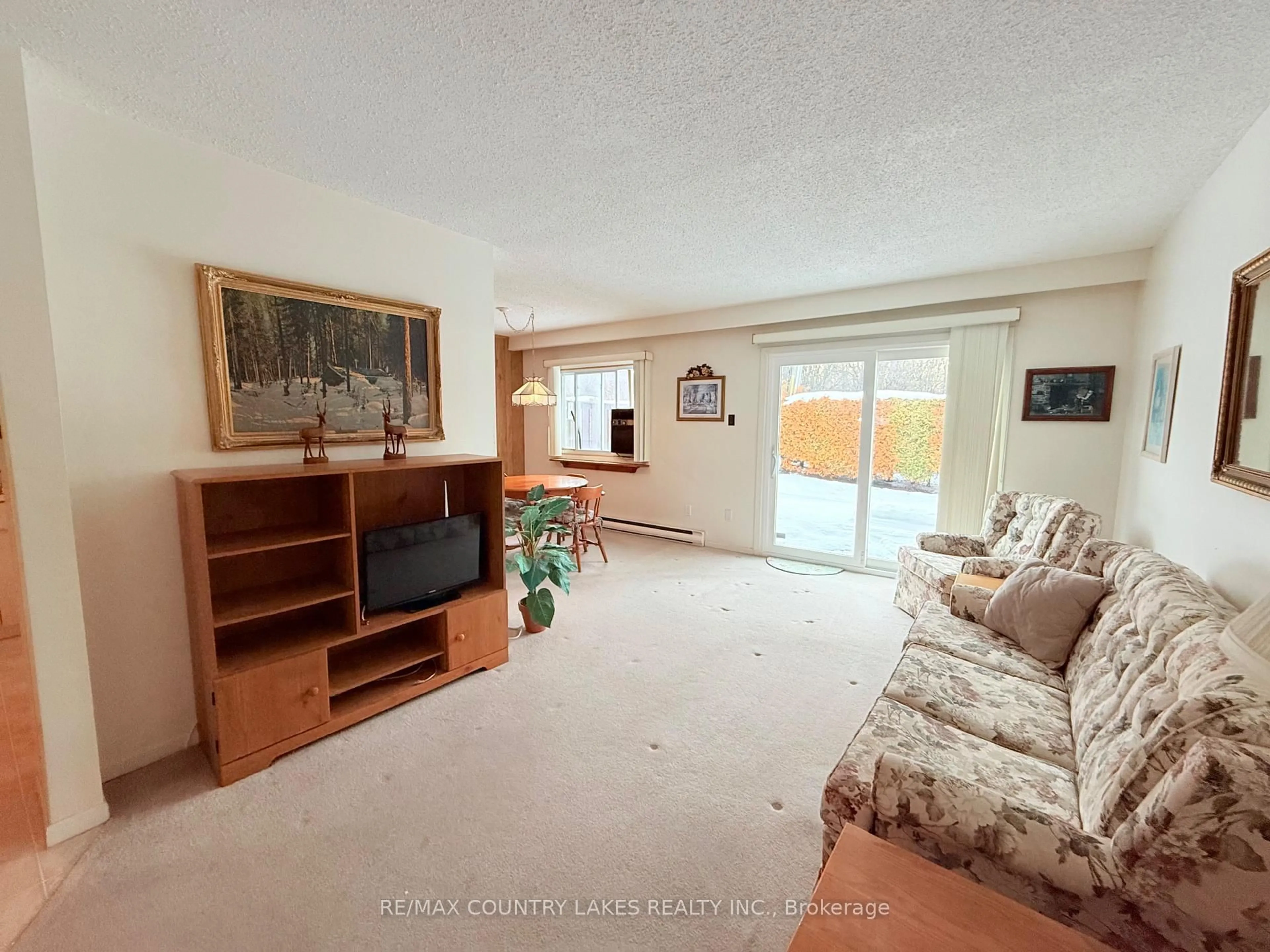 Living room with furniture, unknown for 433 May St #25, Brock Ontario L0K 1A0