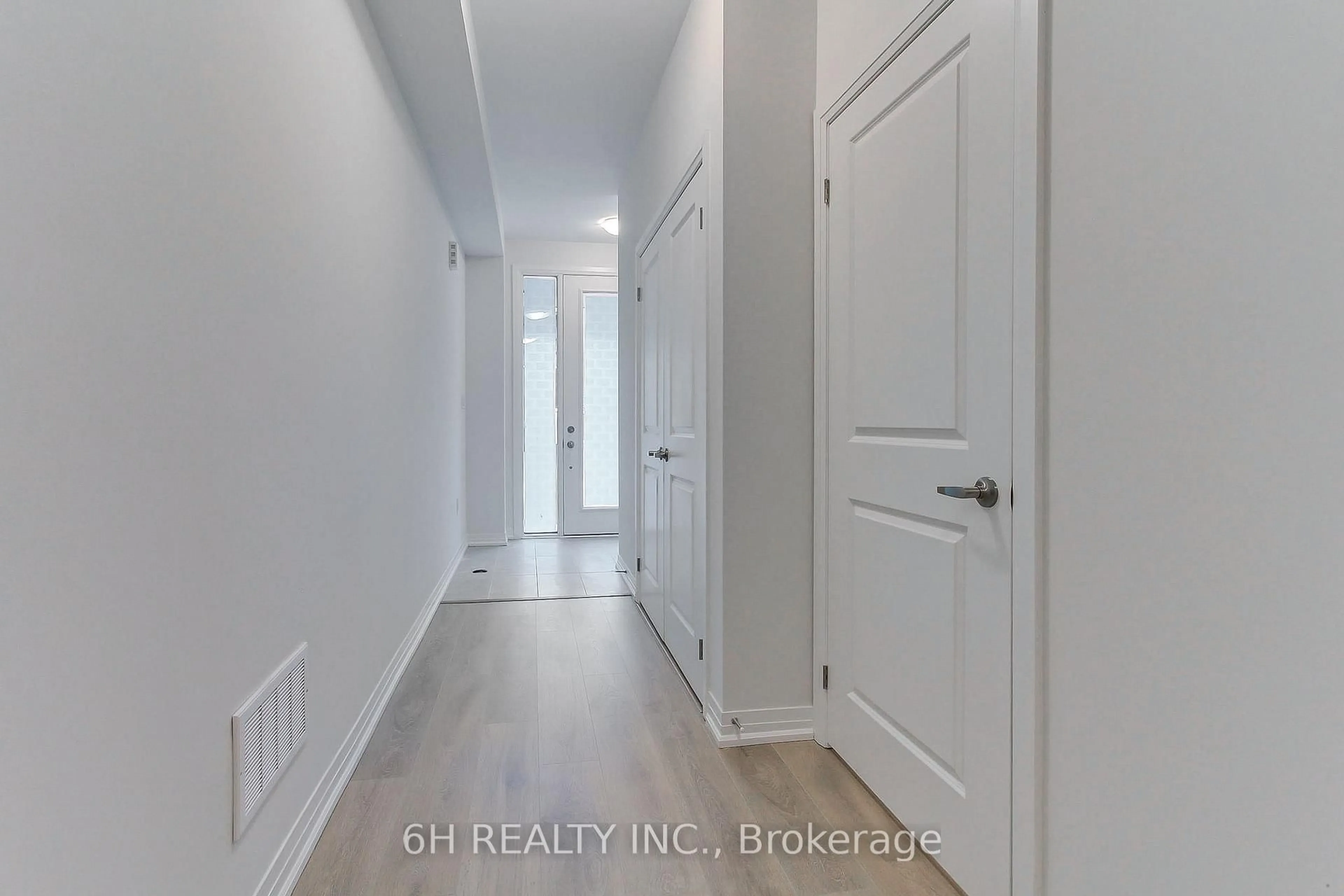 Indoor entryway for 42 Harold Wilson Lane #Lot 31, Richmond Hill Ontario L4S 1N5
