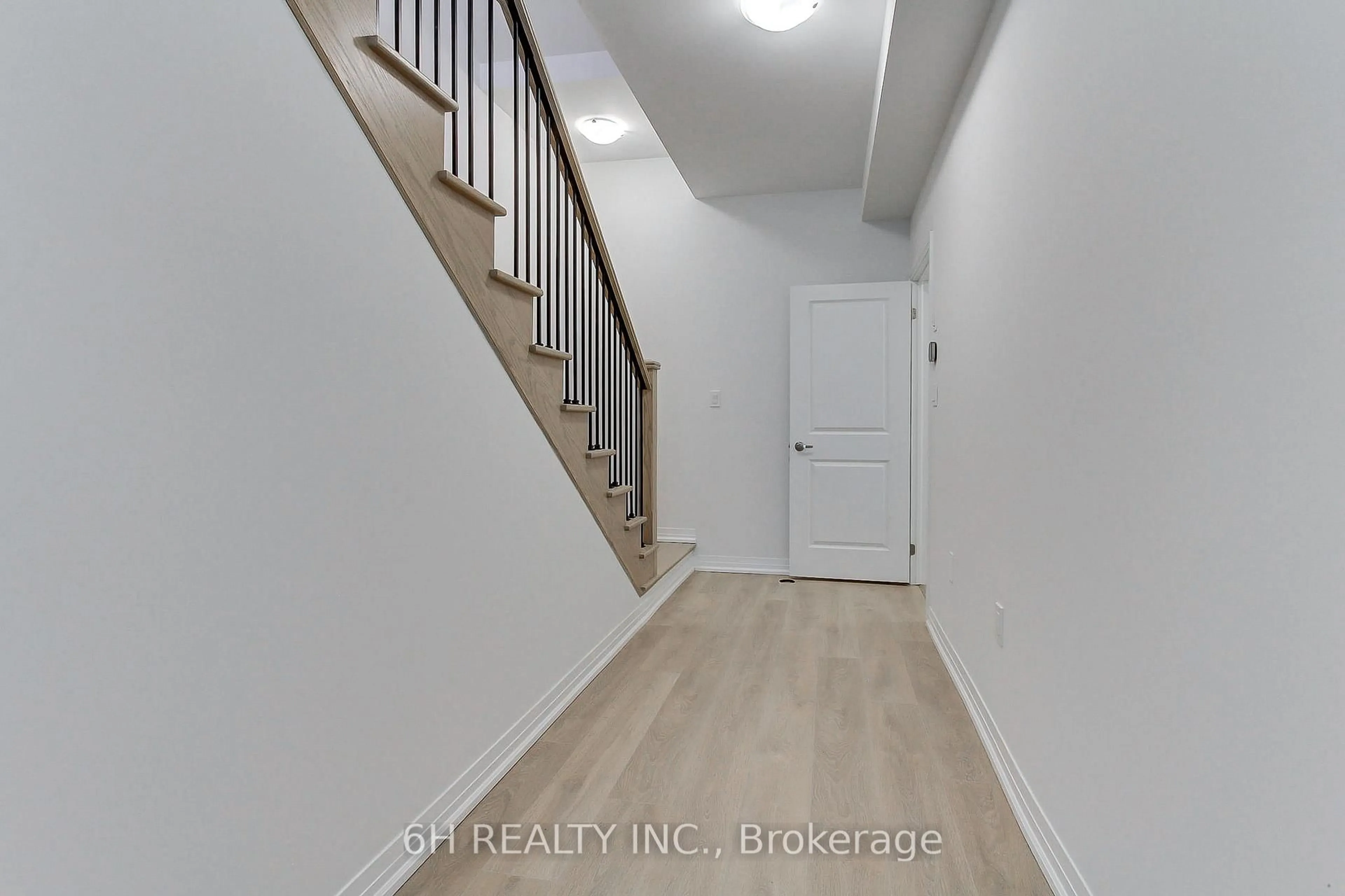 Indoor entryway for 42 Harold Wilson Lane #Lot 31, Richmond Hill Ontario L4S 1N5