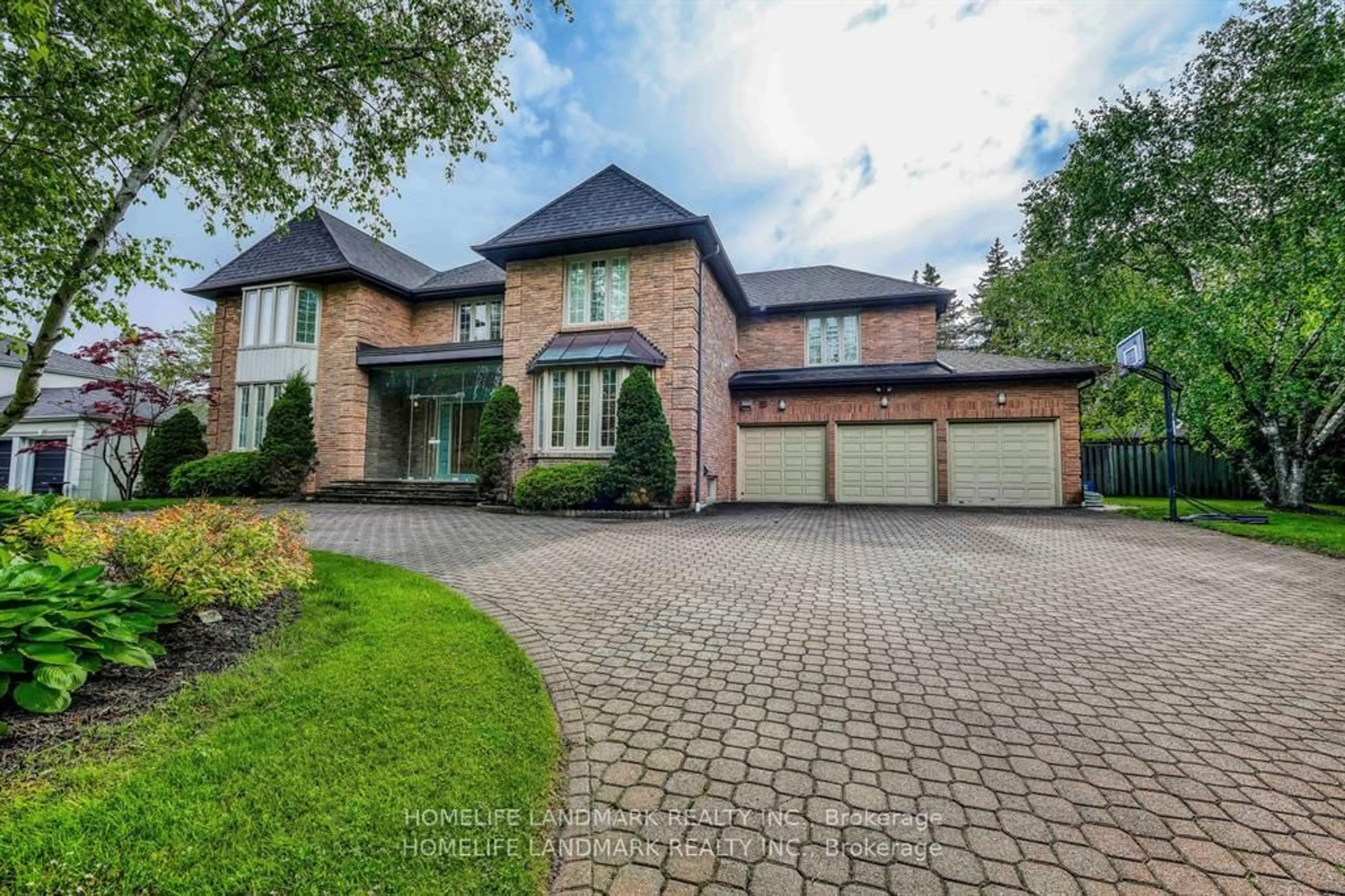Home with brick exterior material, street for 10 Prescott Crt, Markham Ontario L3T 5W7