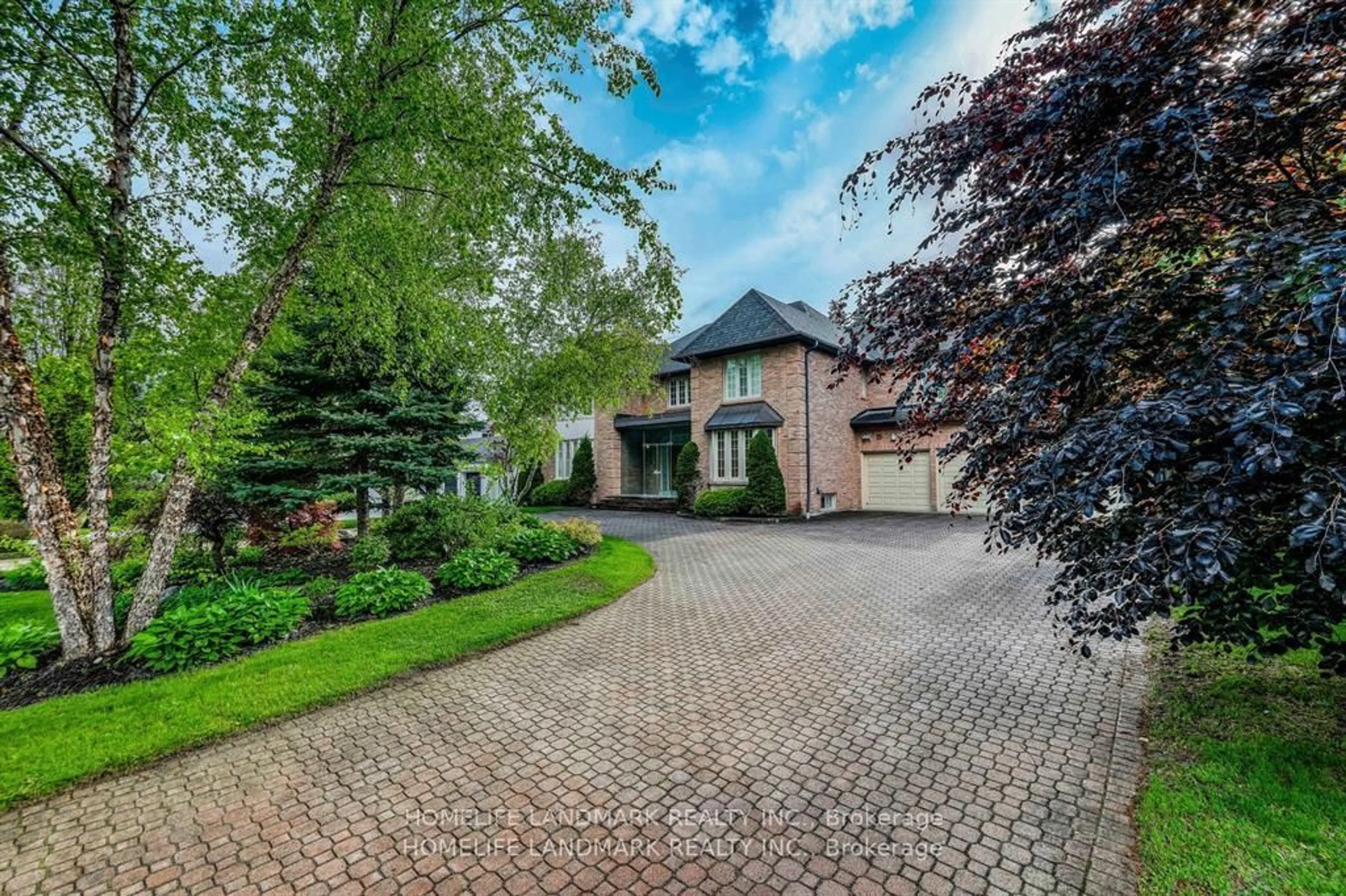 Home with brick exterior material, street for 10 Prescott Crt, Markham Ontario L3T 5W7