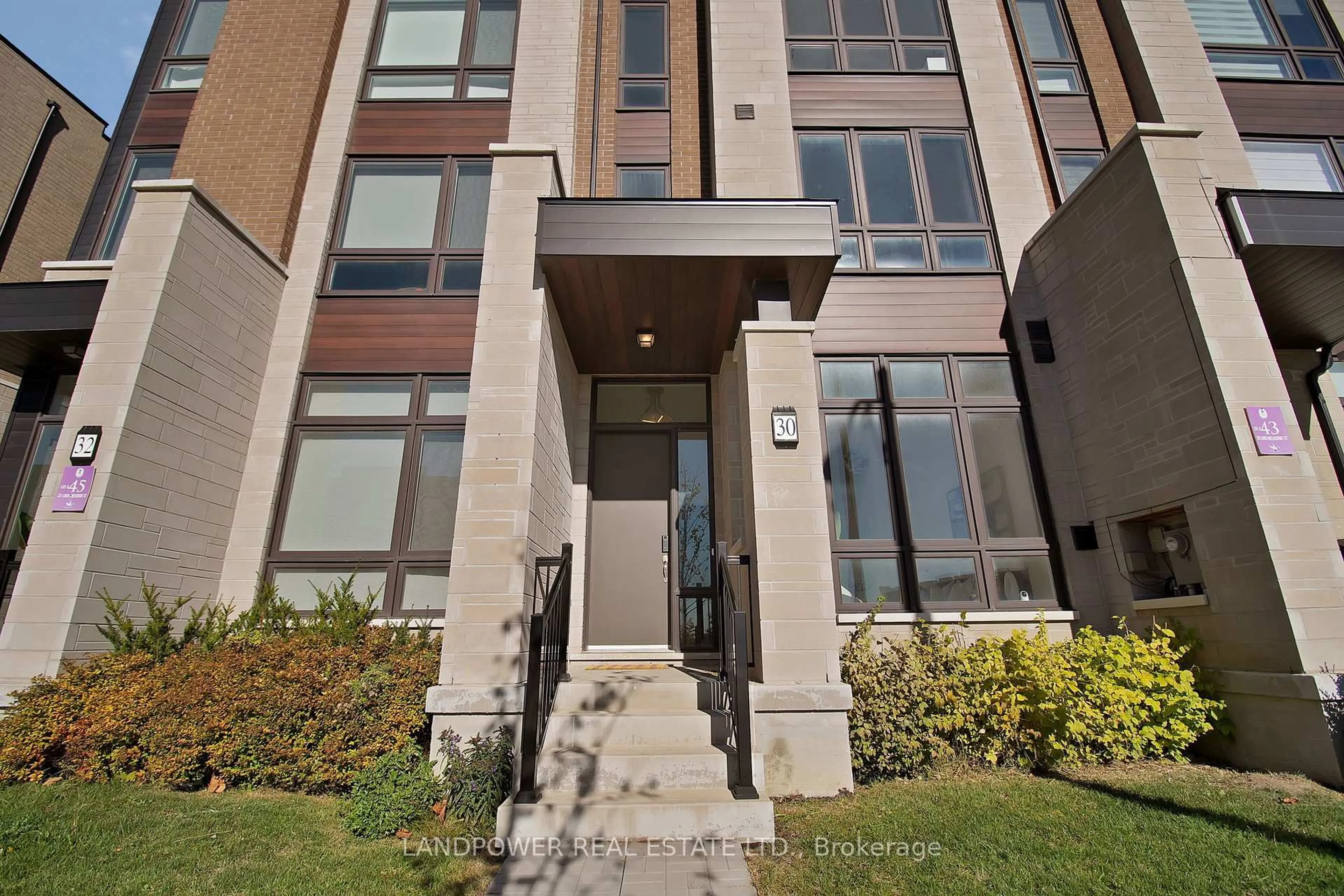 Unknown for 30 Lord Melborne St, Markham Ontario L6C 1K9