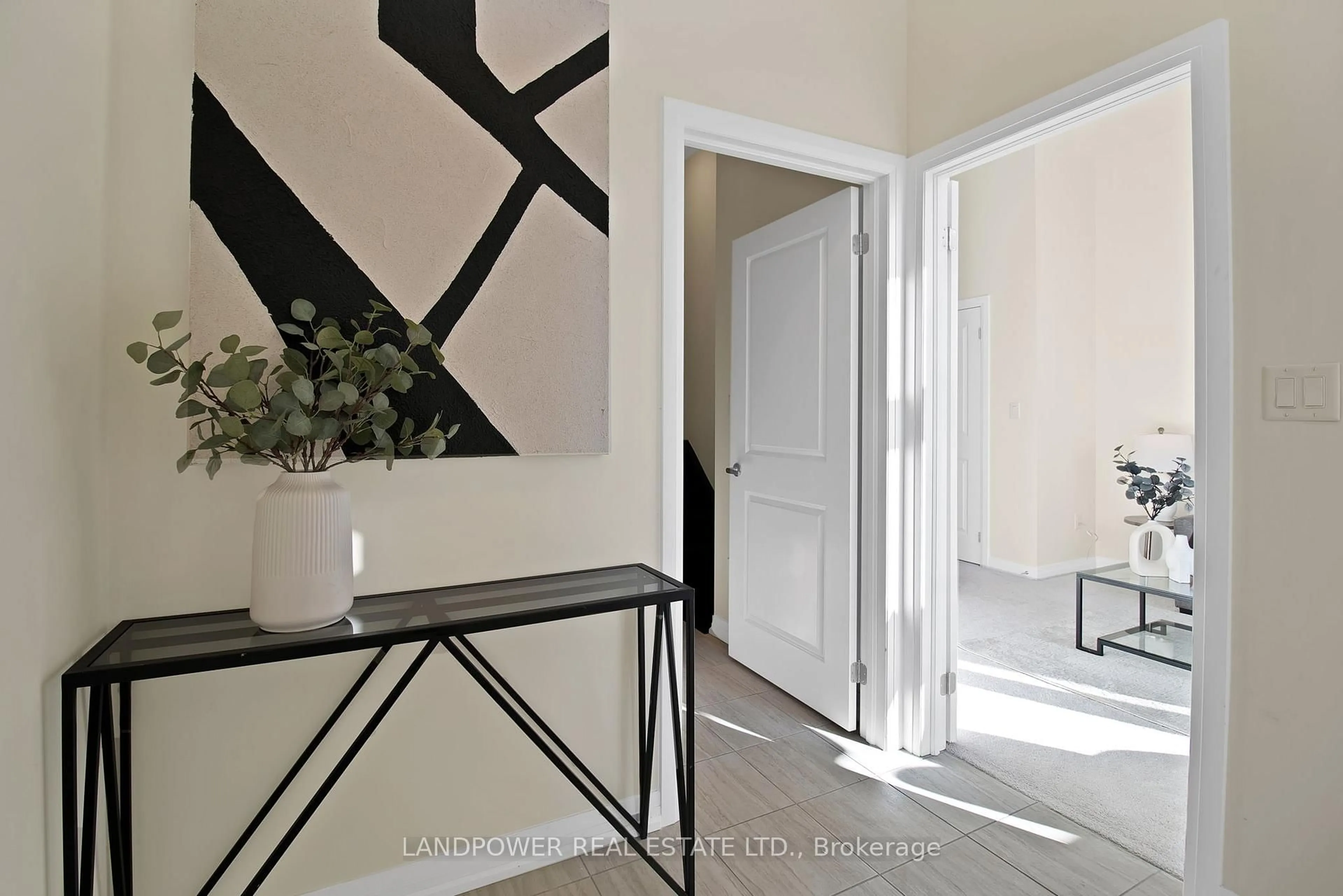 Indoor entryway for 30 Lord Melborne St, Markham Ontario L6C 1K9