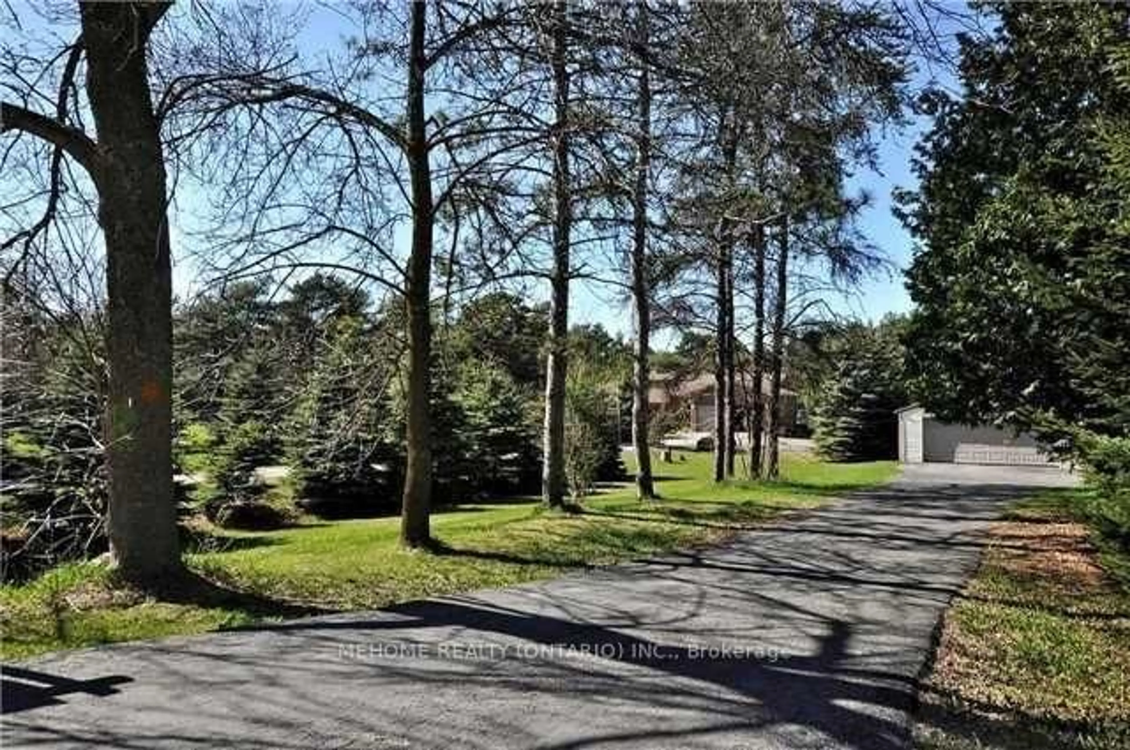 A pic from outside/outdoor area/front of a property/back of a property/a pic from drone, unknown for 4192 Vivian Rd, Whitchurch-Stouffville Ontario L0G 1E0