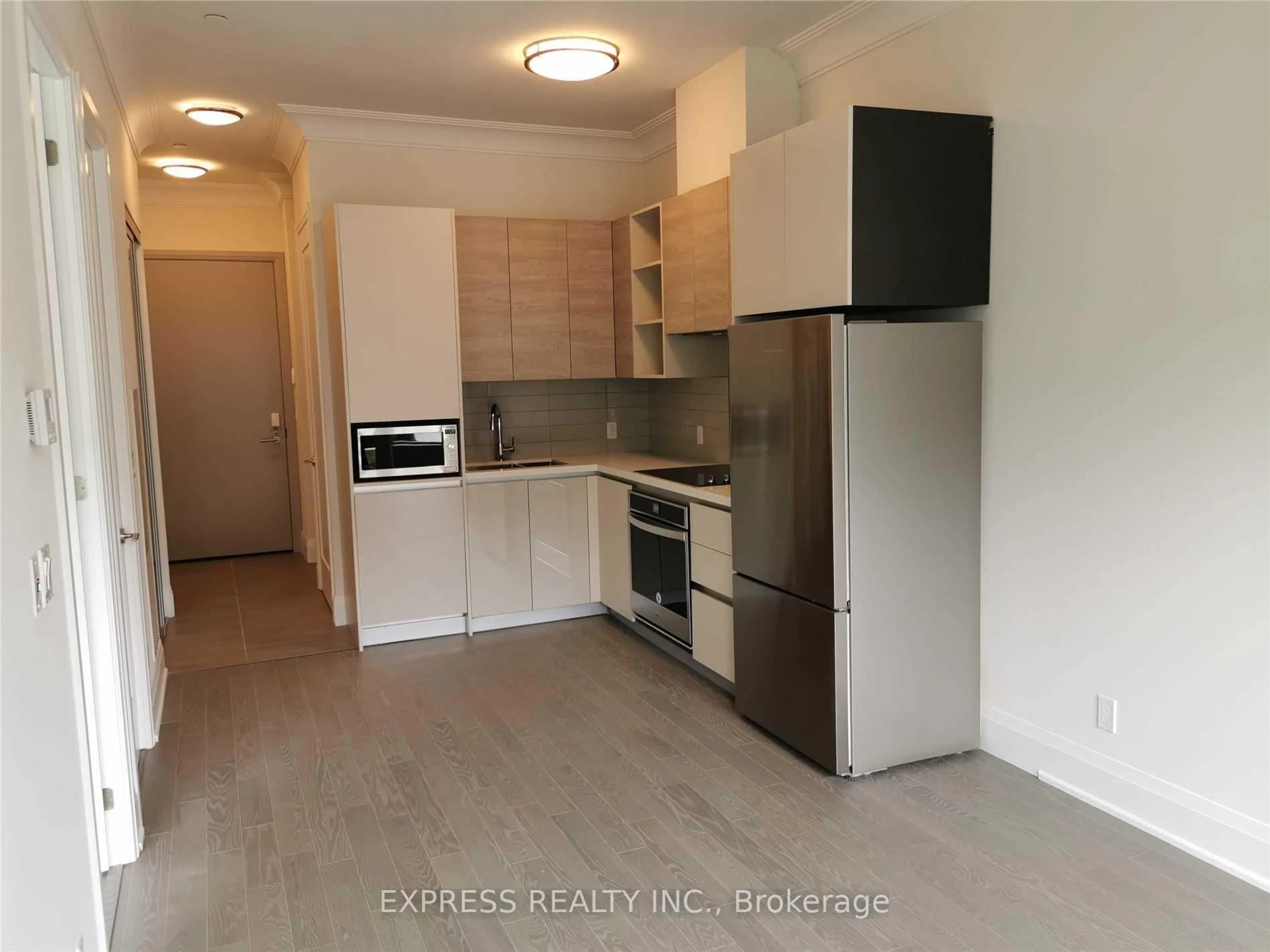 Standard kitchen, unknown for 396 Highway 7 Rd #107, Richmond Hill Ontario L4B 0G7