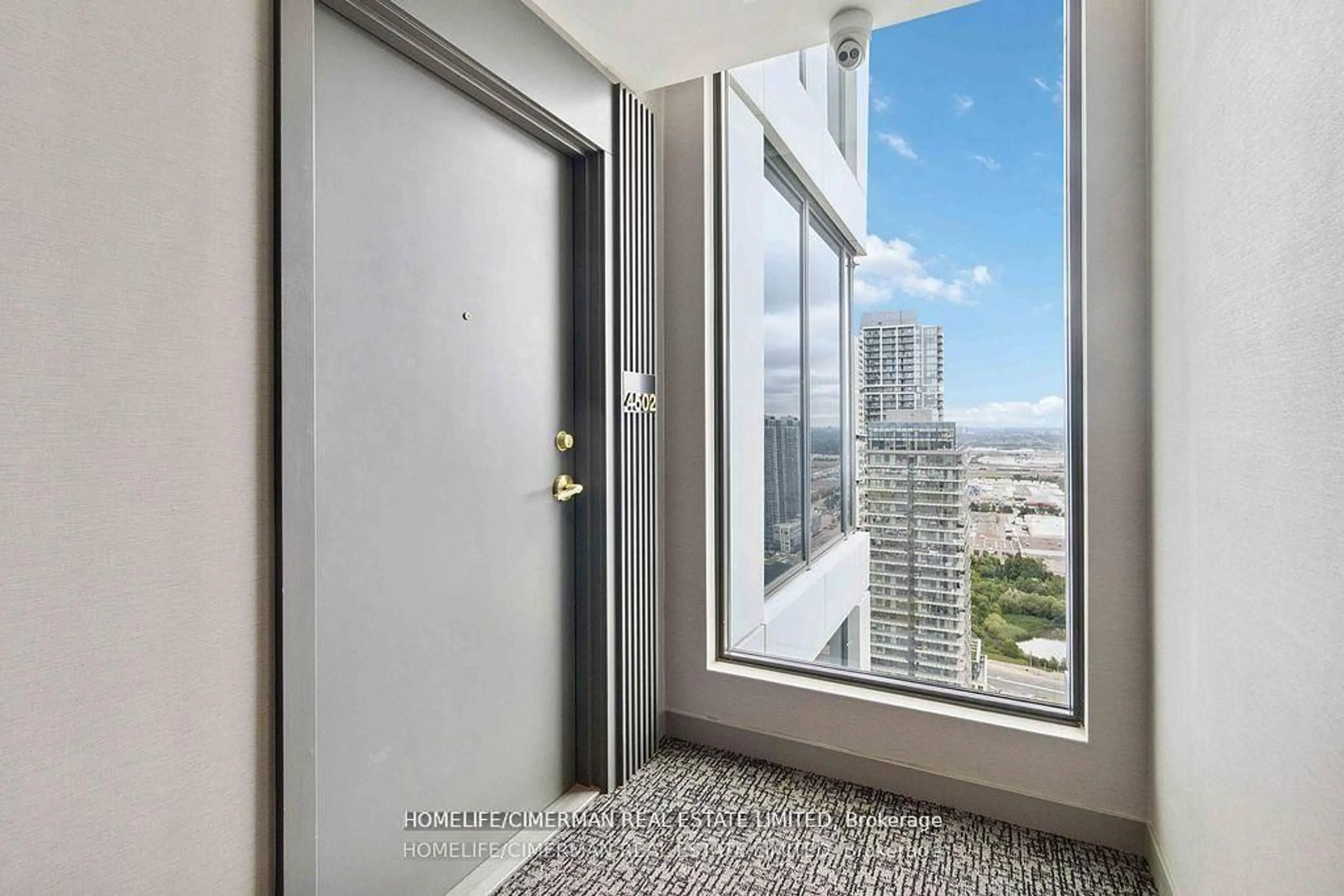 Indoor foyer for 5 Buttermill Ave #4502, Vaughan Ontario L4K 0J5