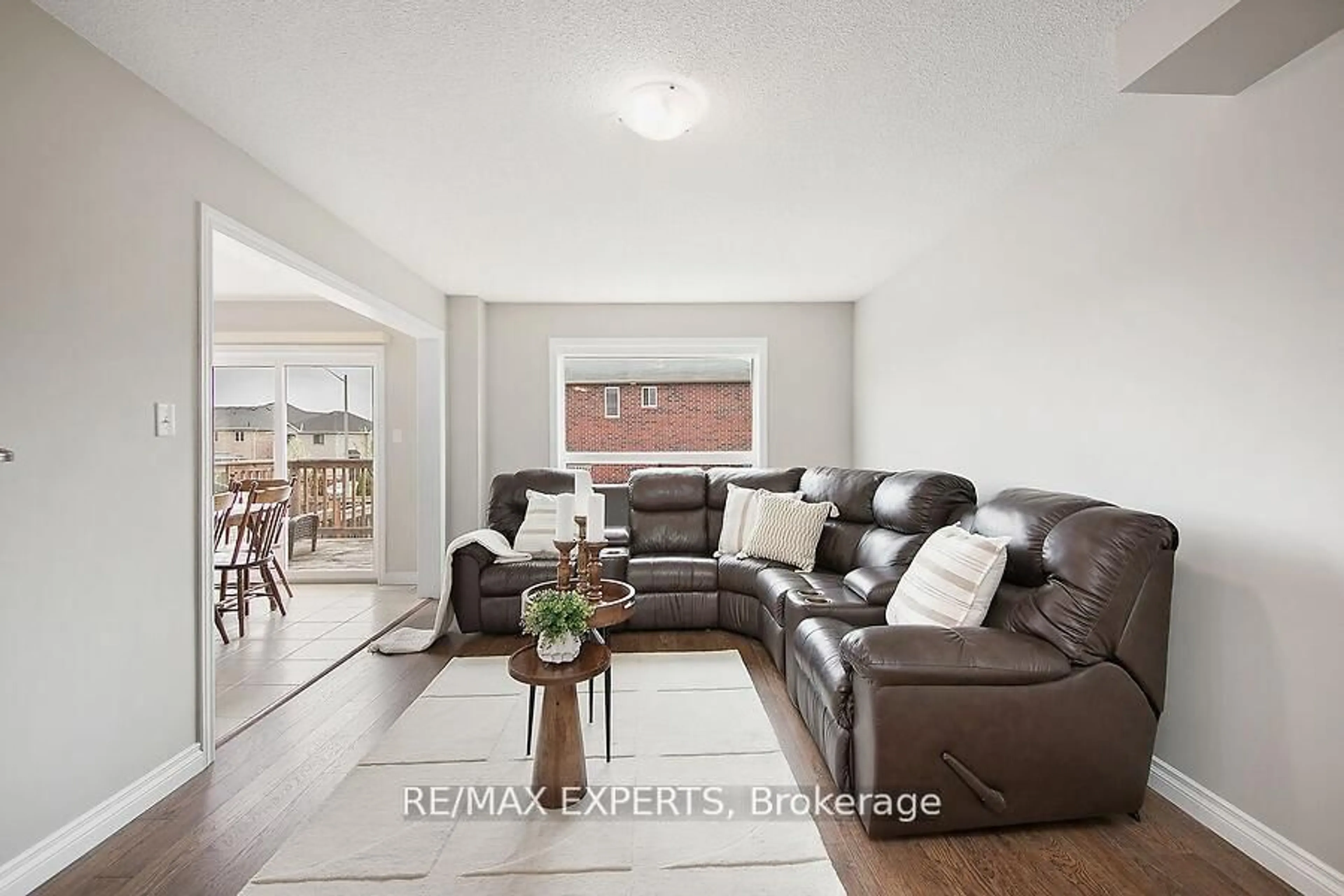 Living room with furniture, unknown for 2104 Galloway St, Innisfil Ontario L9S 0H5