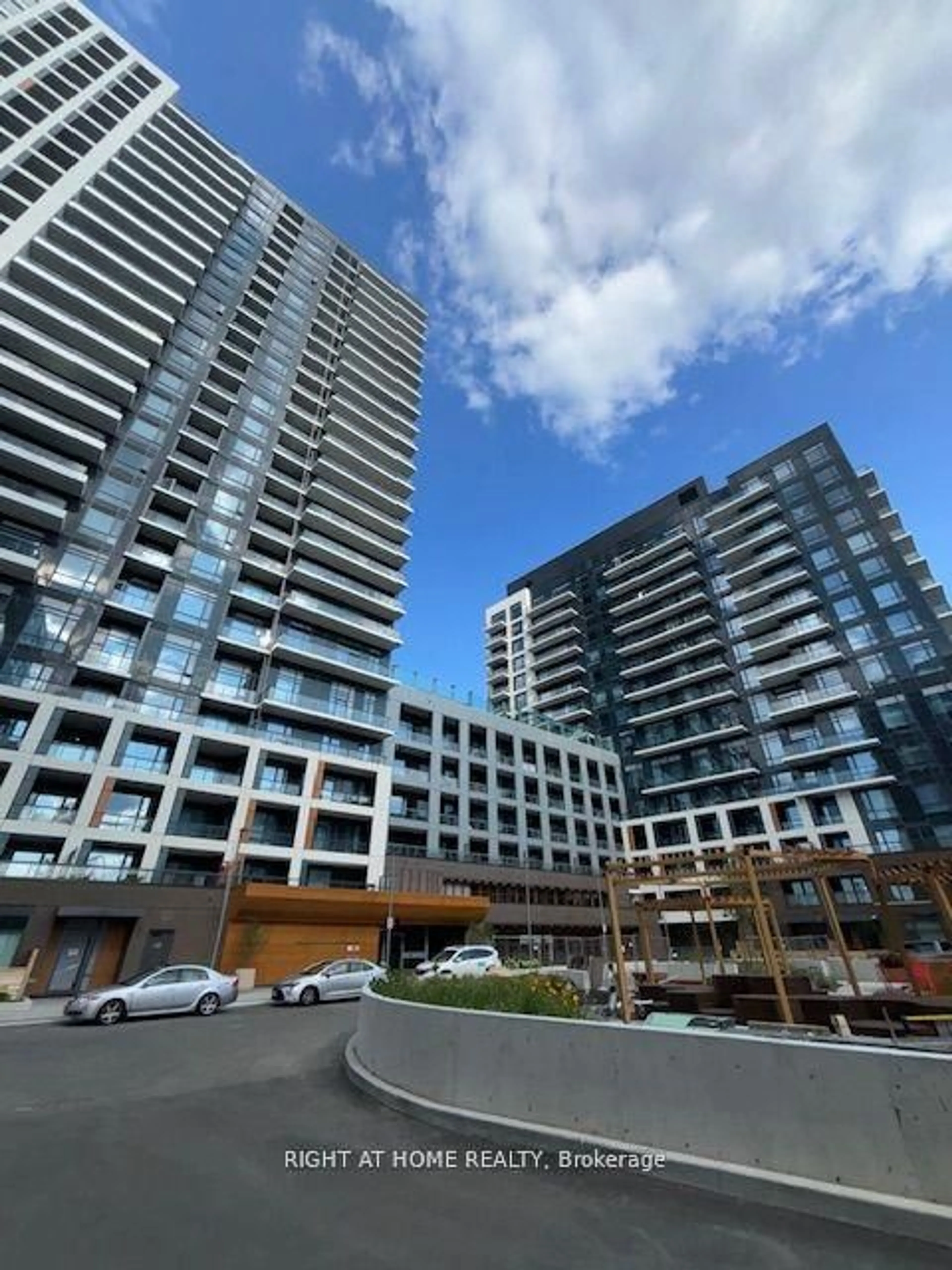 A pic from outside/outdoor area/front of a property/back of a property/a pic from drone, unknown for 8 Beverley Glen Blvd #C0511, Vaughan Ontario L4J 8N8