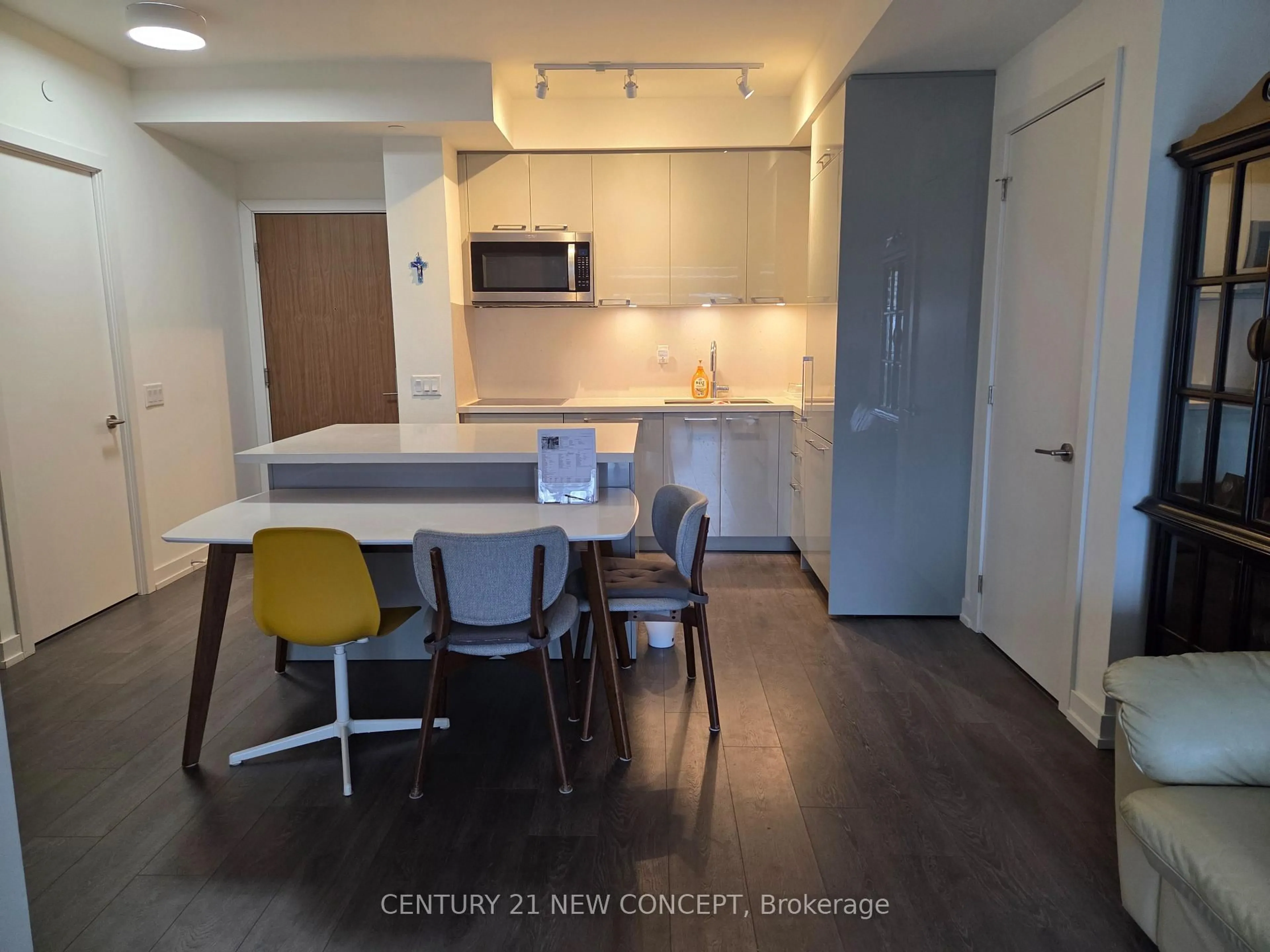 Open concept kitchen, unknown for 1 Grandview Ave #1807, Markham Ontario L3T 0G7