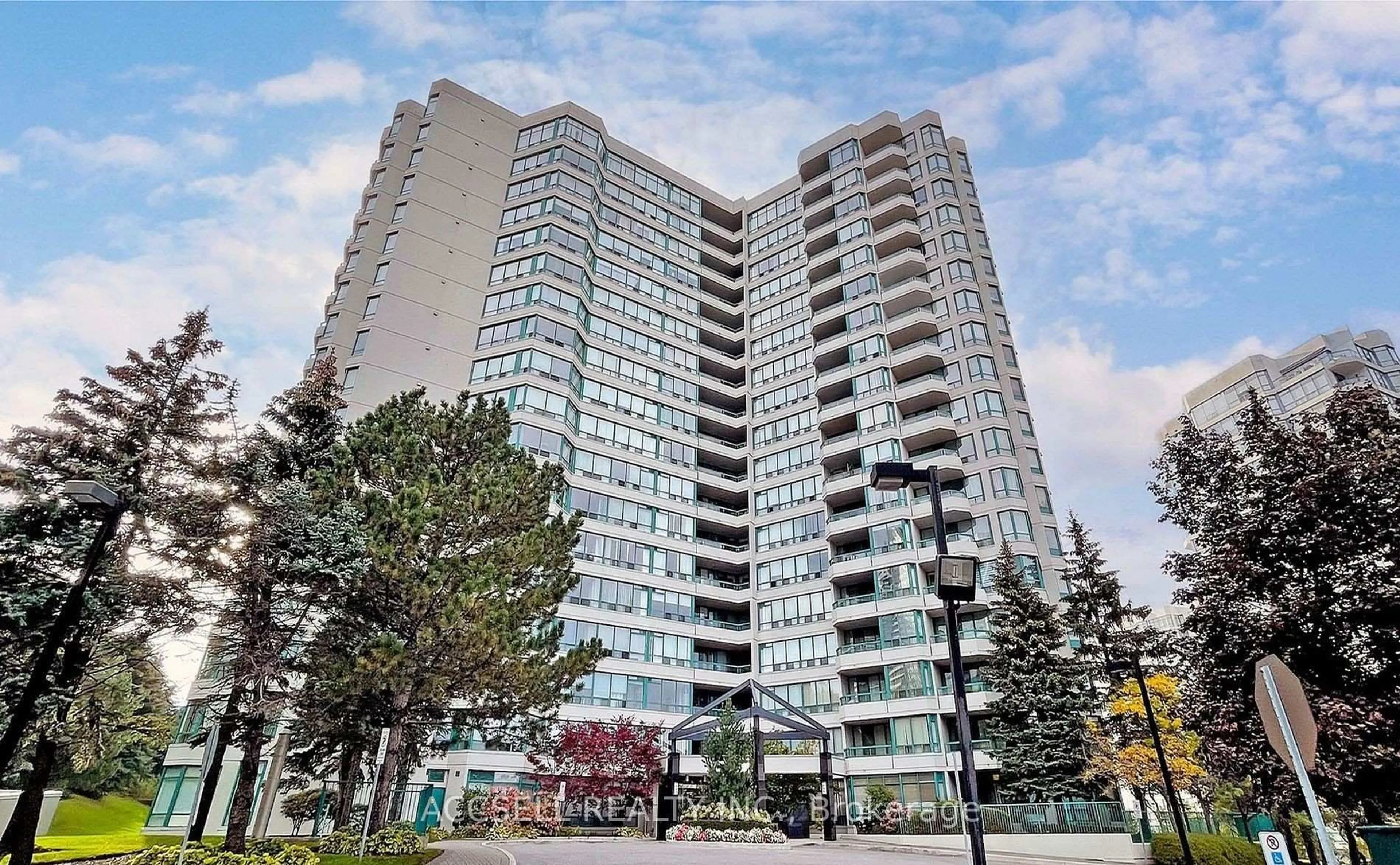 Unknown for 7250 Yonge St #1108, Vaughan Ontario L4J 7X1