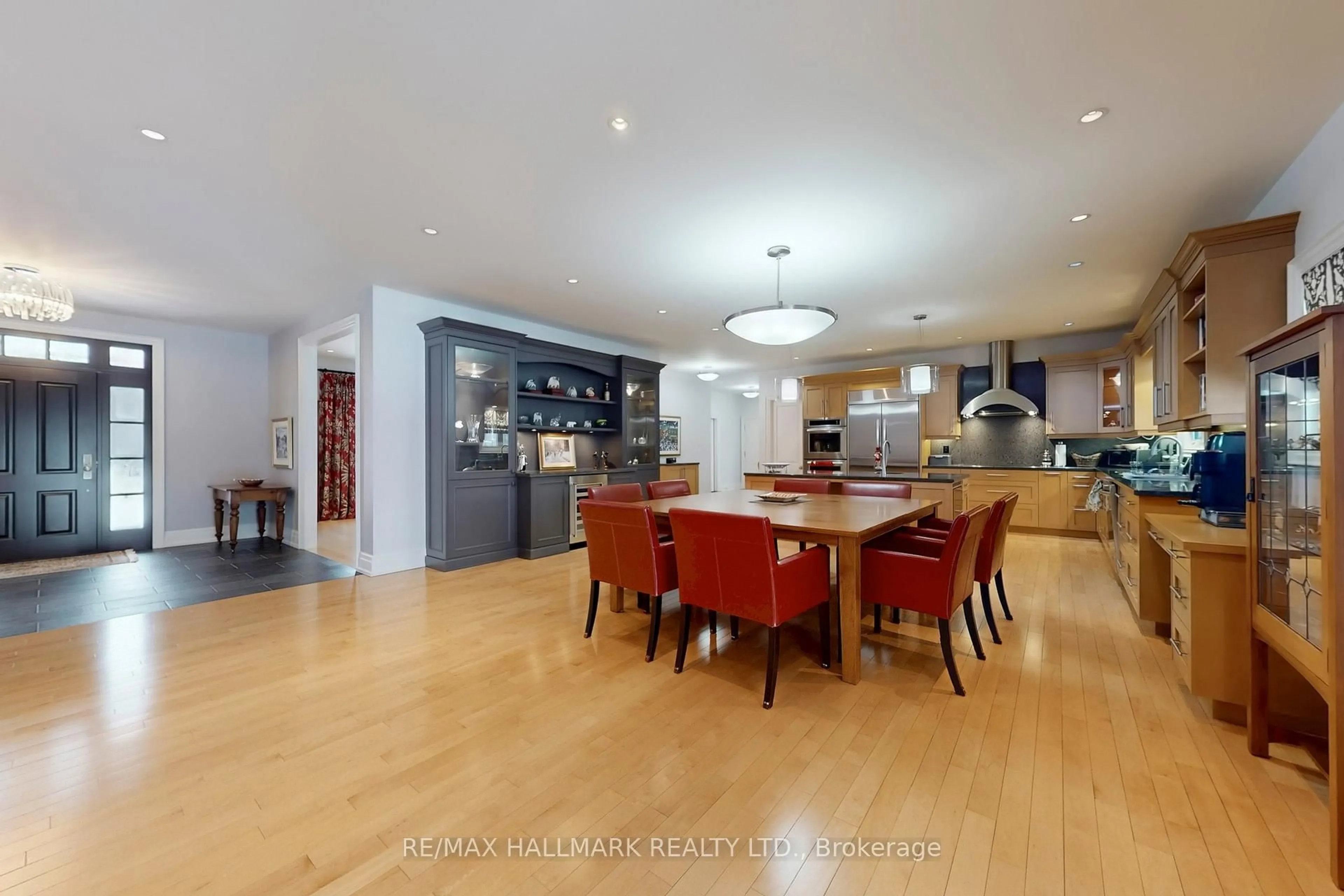 Open concept kitchen, unknown for 67 Grayfield Dr, Whitchurch-Stouffville Ontario L4A 0B1