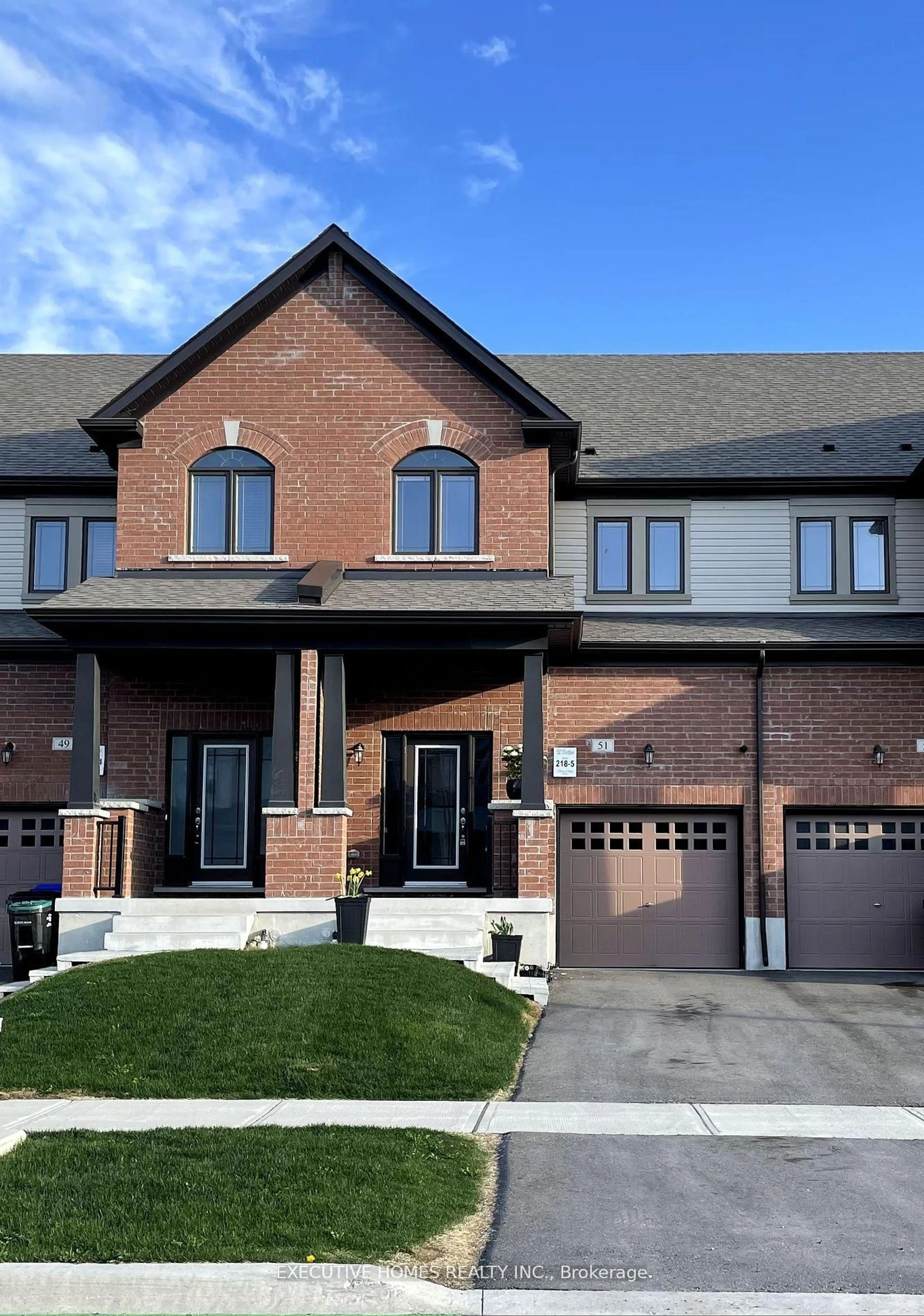 Home with brick exterior material, street for 51 Lorne Thomas Pl, New Tecumseth Ontario L9R 0T8