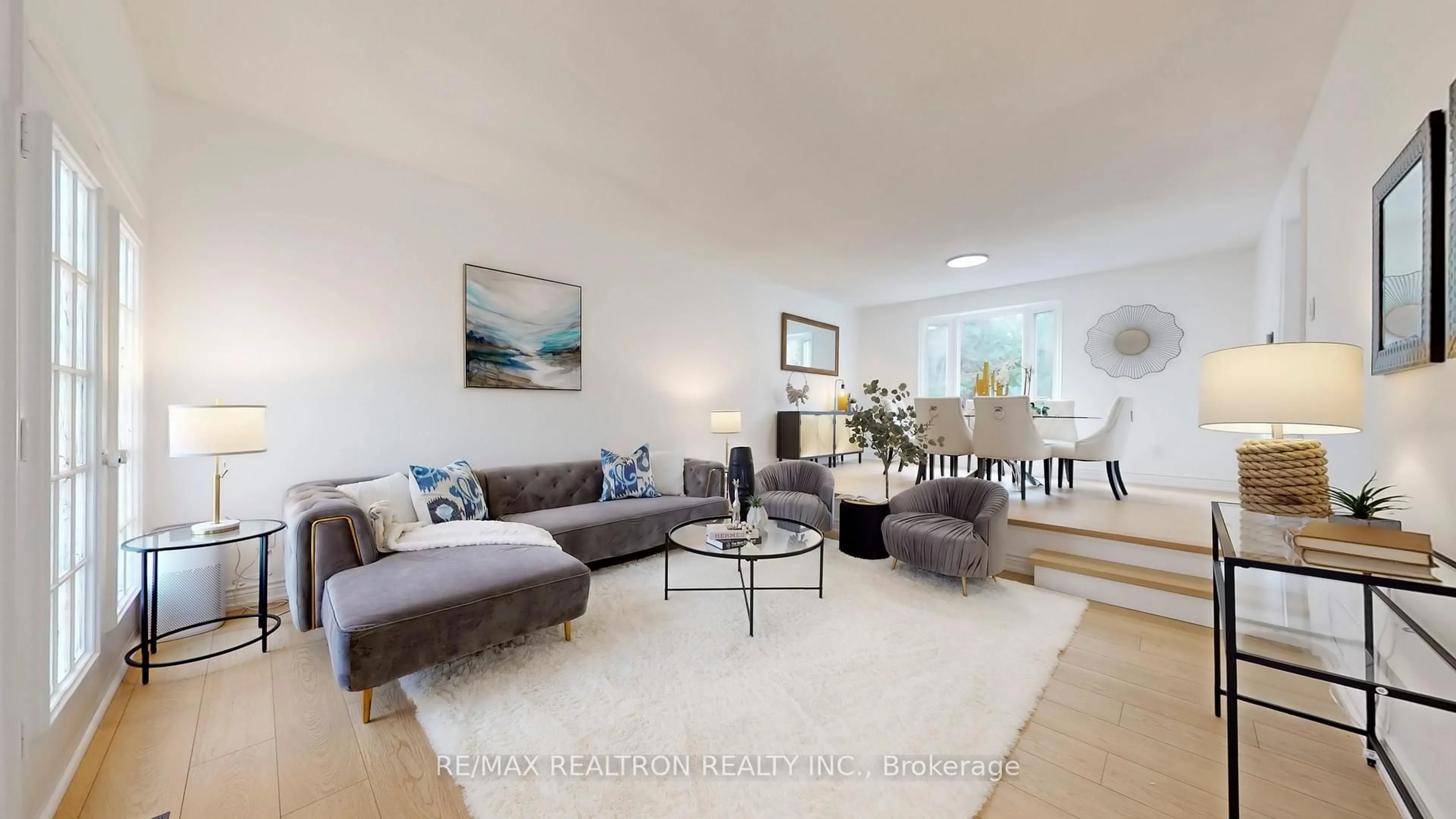 Living room with furniture, unknown for 62 Bishop Cres, Markham Ontario L3P 4N7