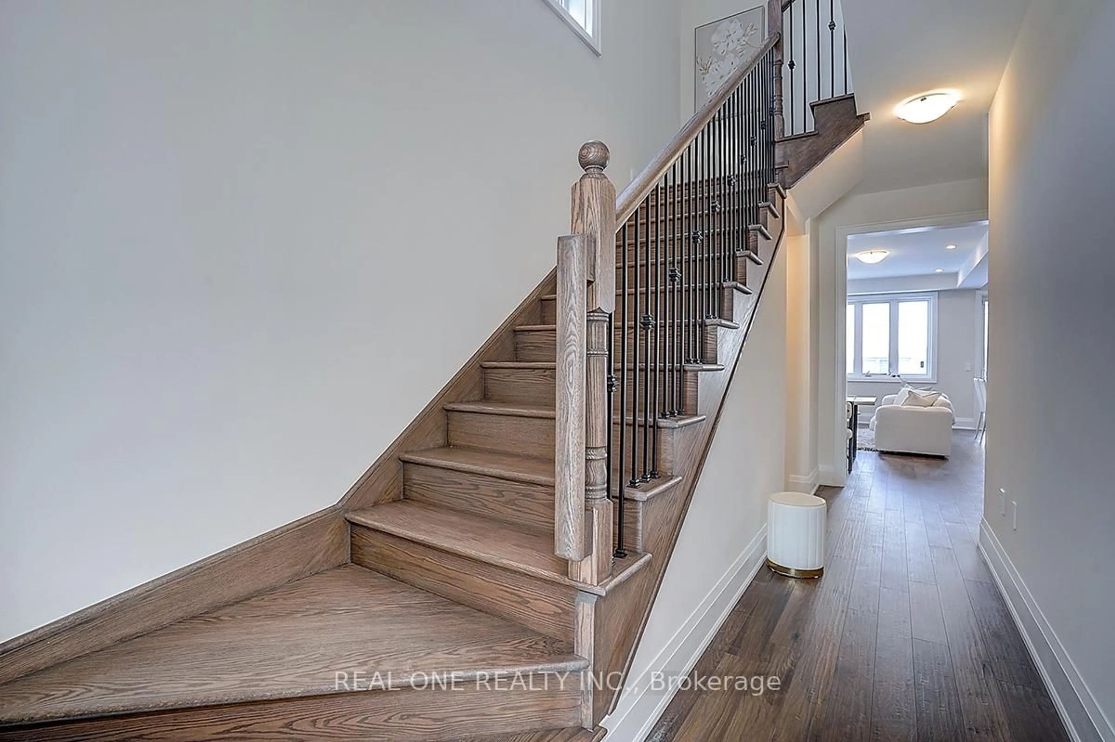 Stairs for 18 Mace Ave, Richmond Hill Ontario L4E 1K8