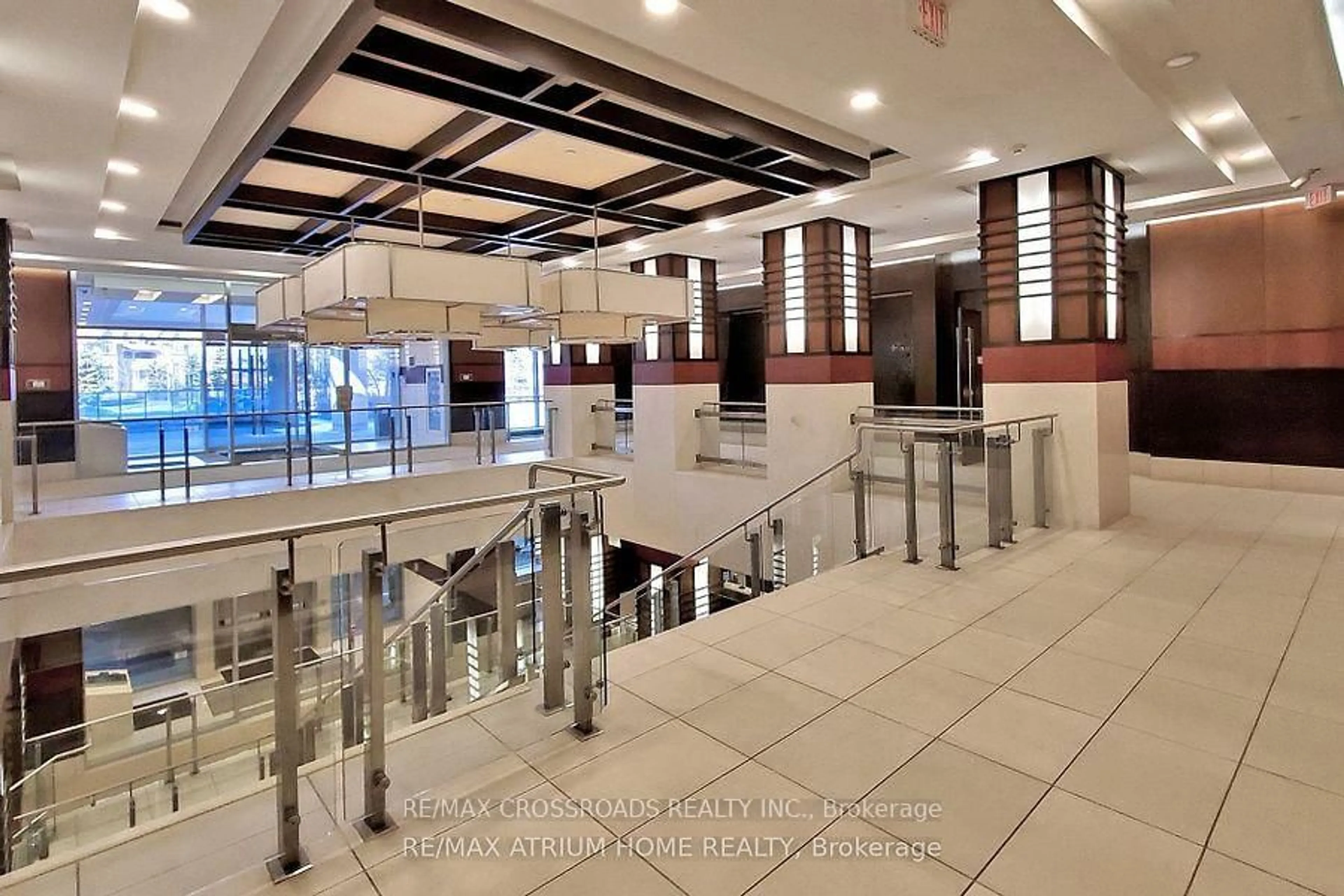 Indoor foyer for 23 Cox Blvd #659, Markham Ontario L3R 7Z9