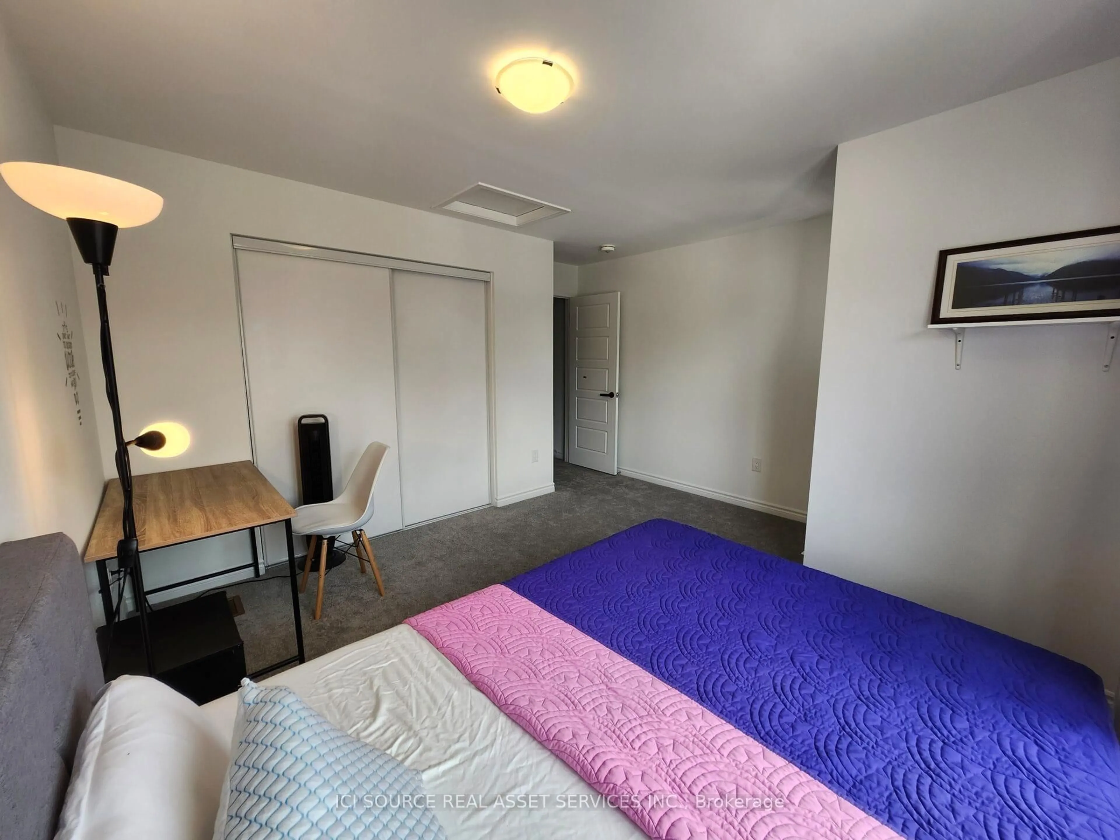 A pic of a room for 2969 Murphy Pl, Innisfil Ontario L9S 0S1