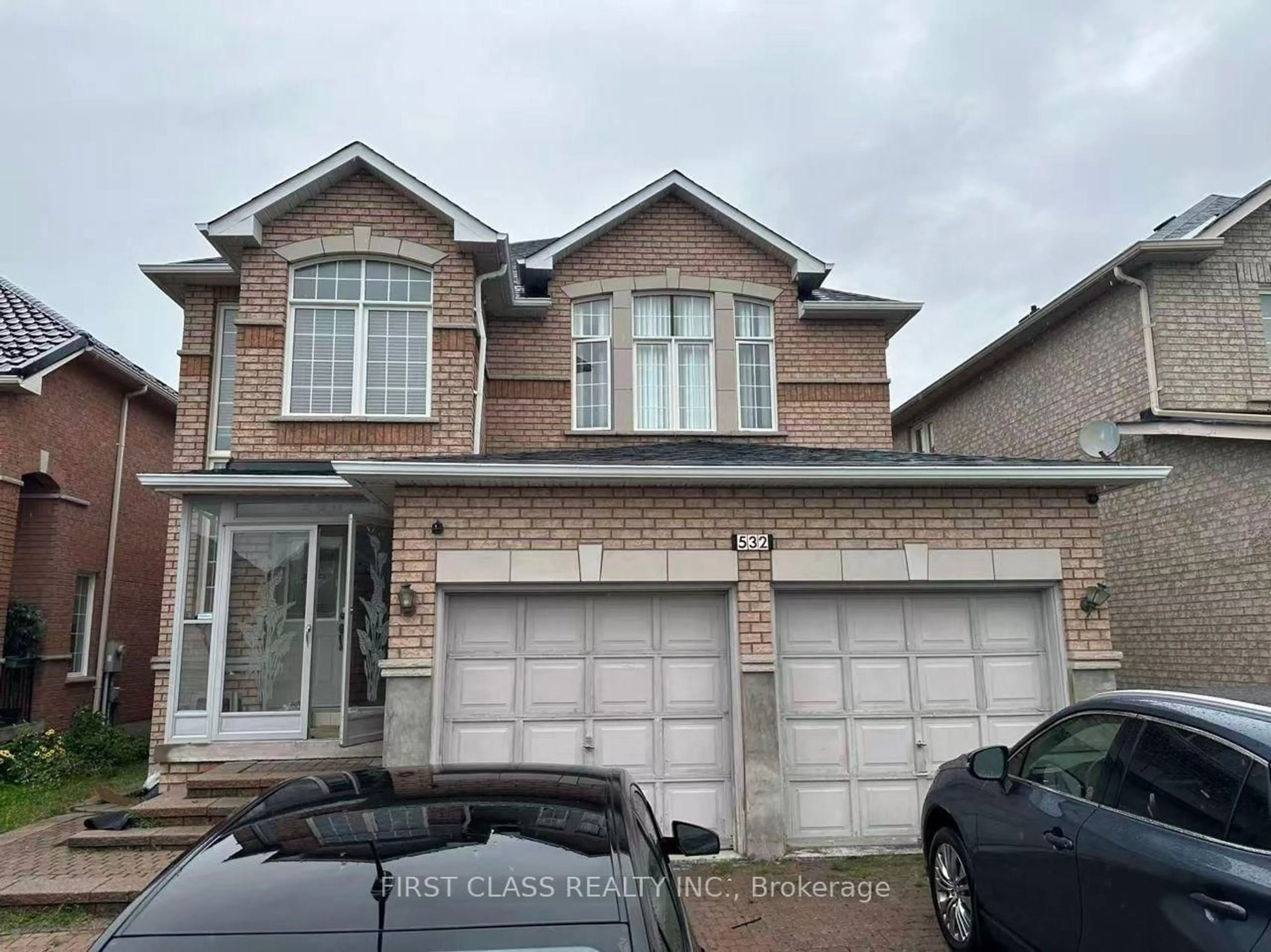Home with brick exterior material, street for 532 Highglen Ave, Markham Ontario L3S 4N3